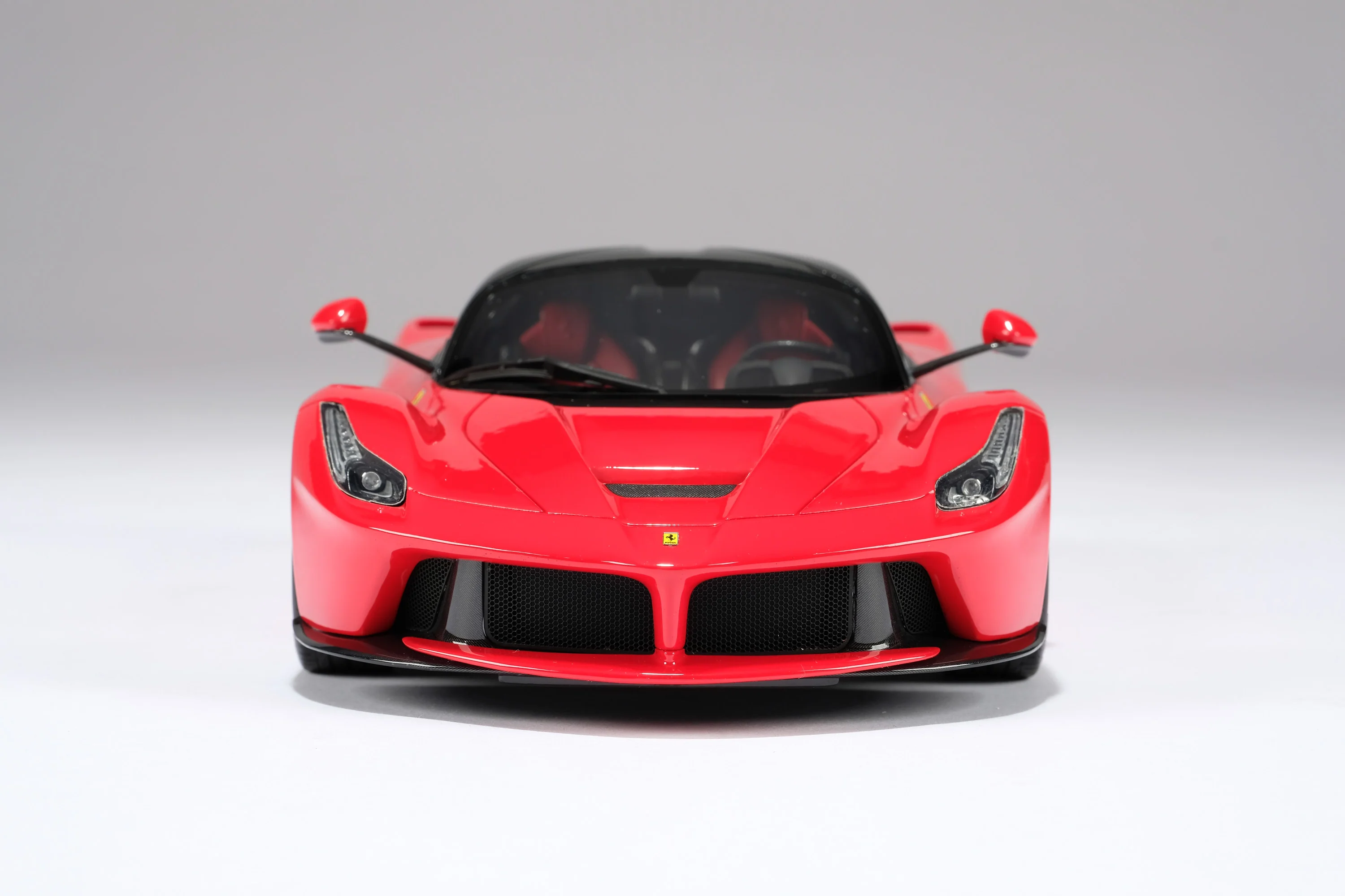 Ferrari LaFerrari - Image 11