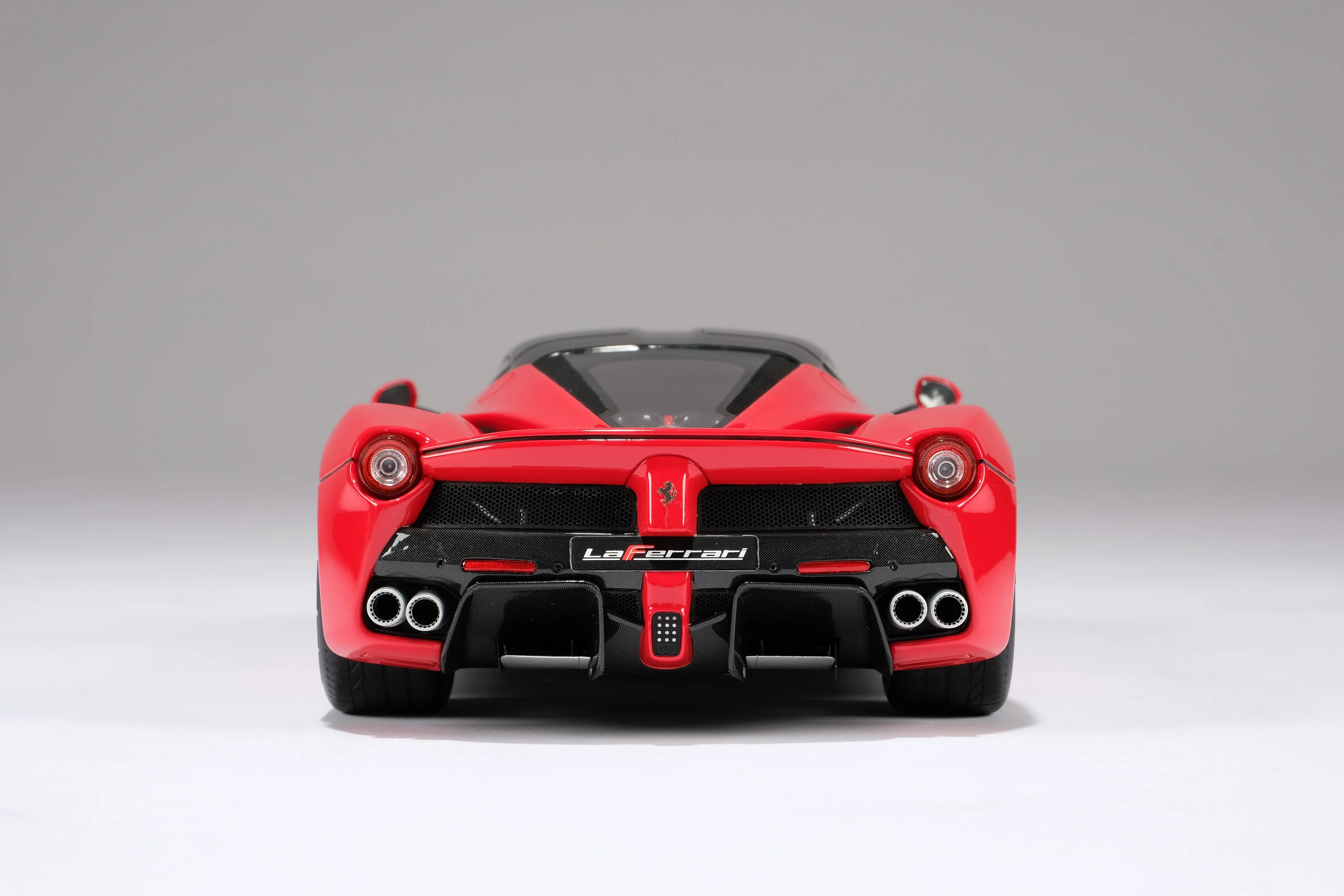 Ferrari LaFerrari - Image 15