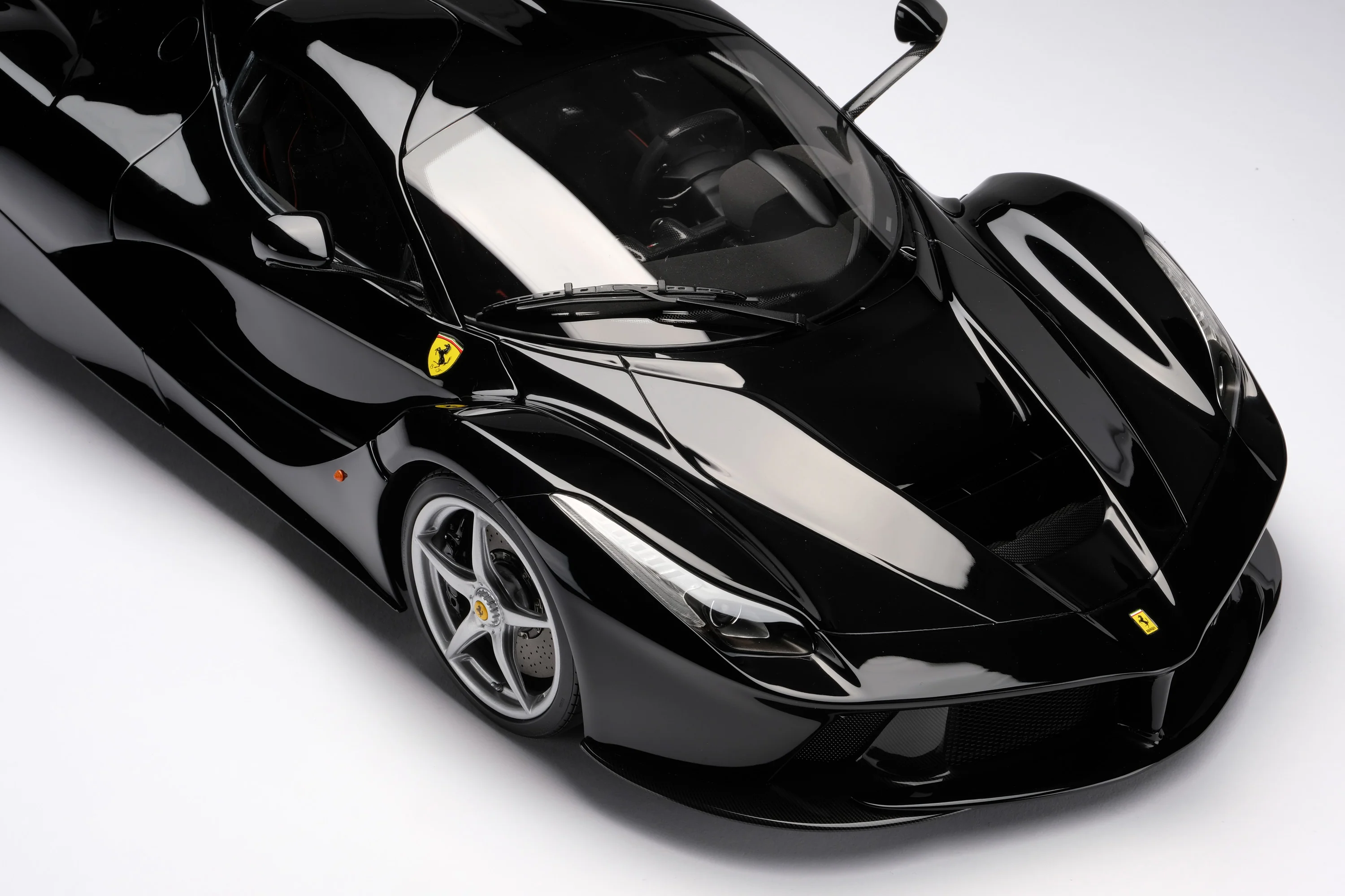 Ferrari LaFerrari (2013) - Image 19