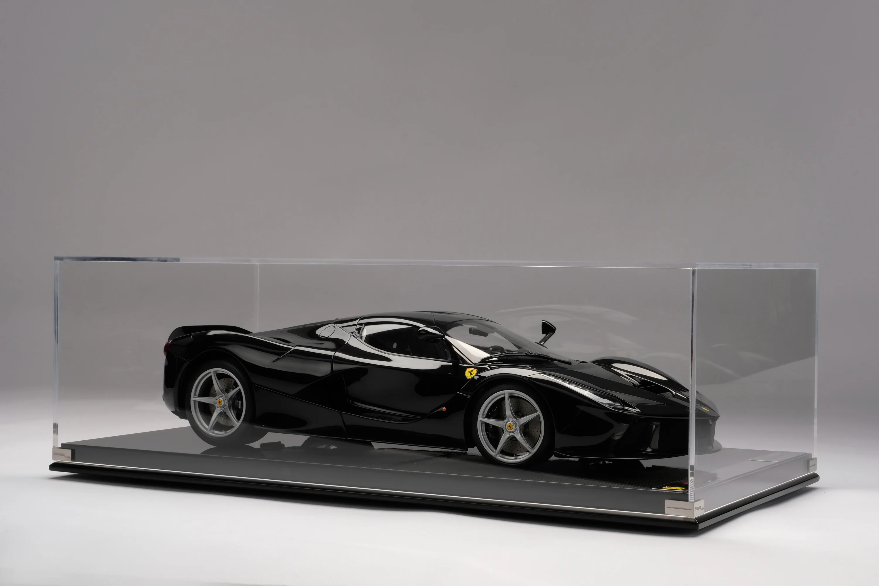 Ferrari LaFerrari (2013) - Image 30