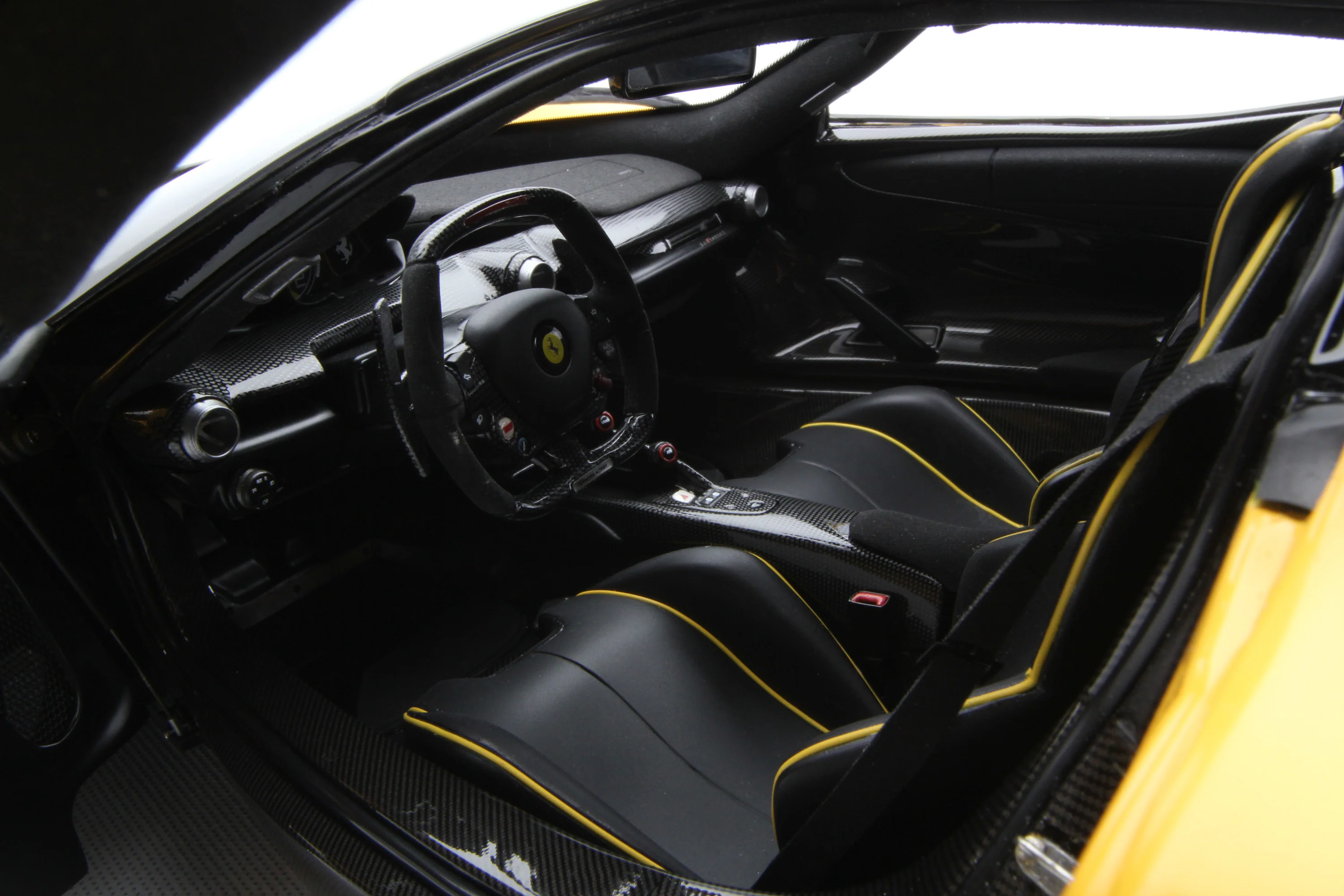 Ferrari LaFerrari (2013) - Image 39