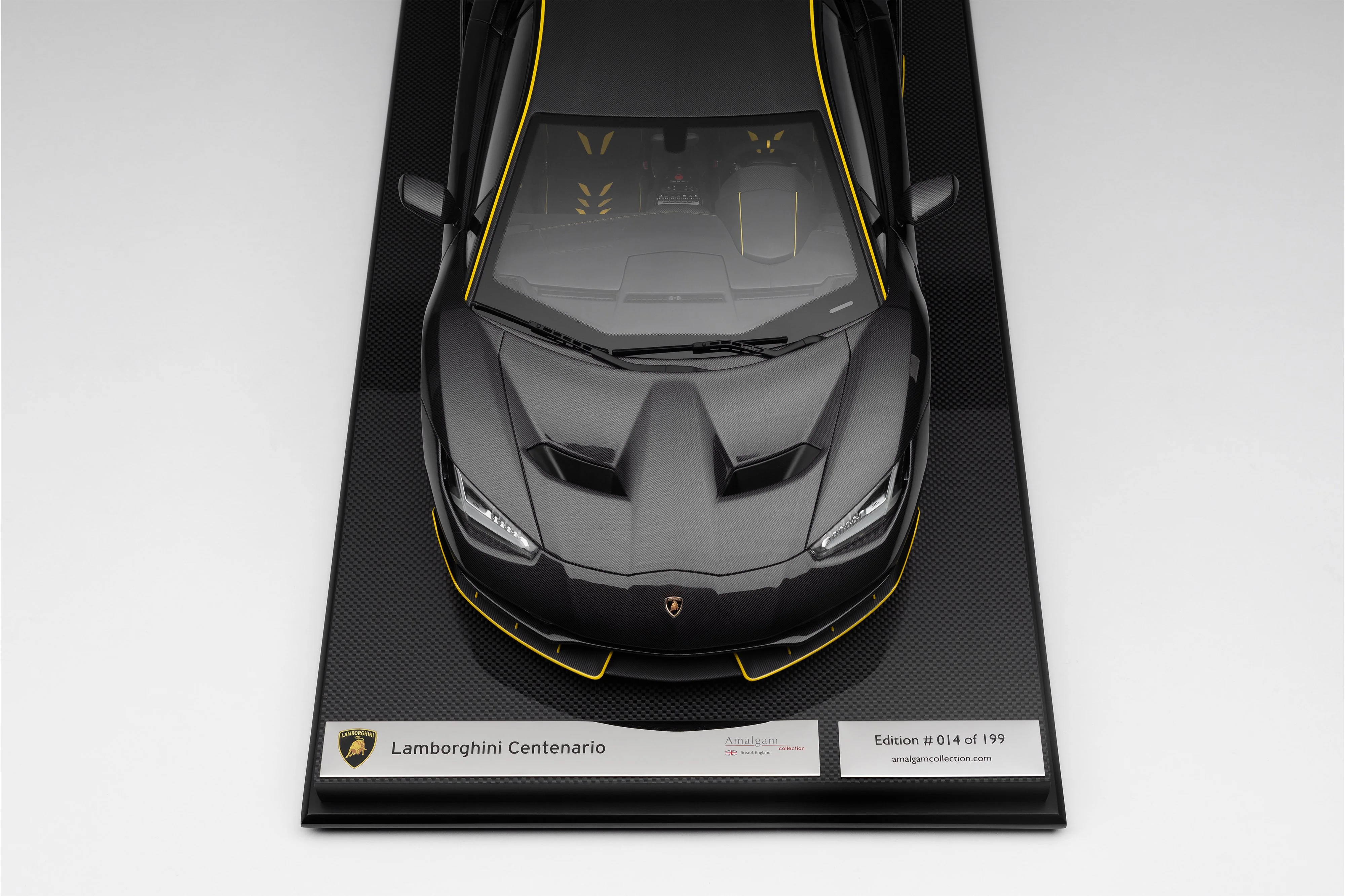 Lamborghini Centenario (2016) - Image 6