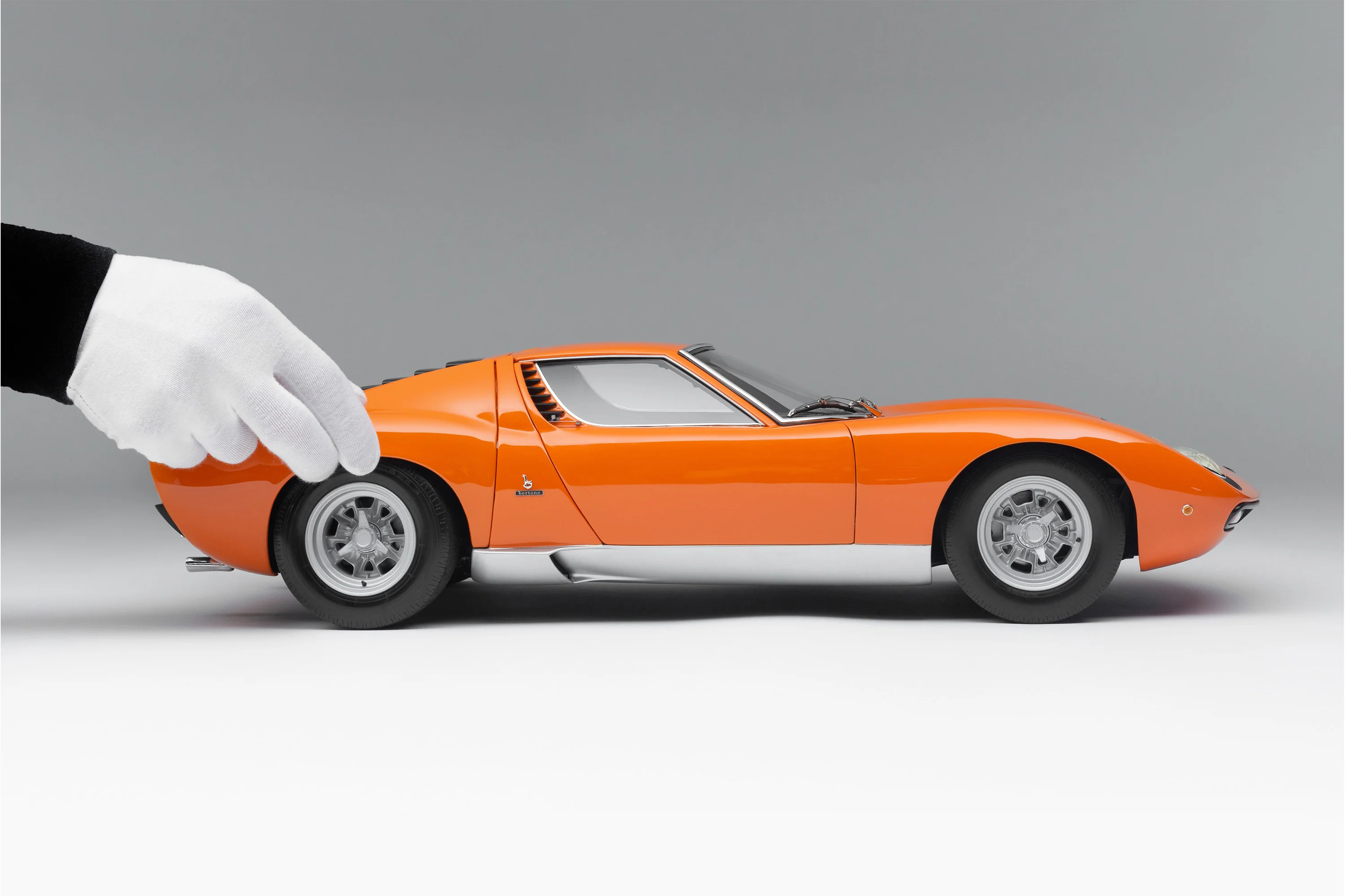 Lamborghini Miura P400 SV (1971) - Image 18