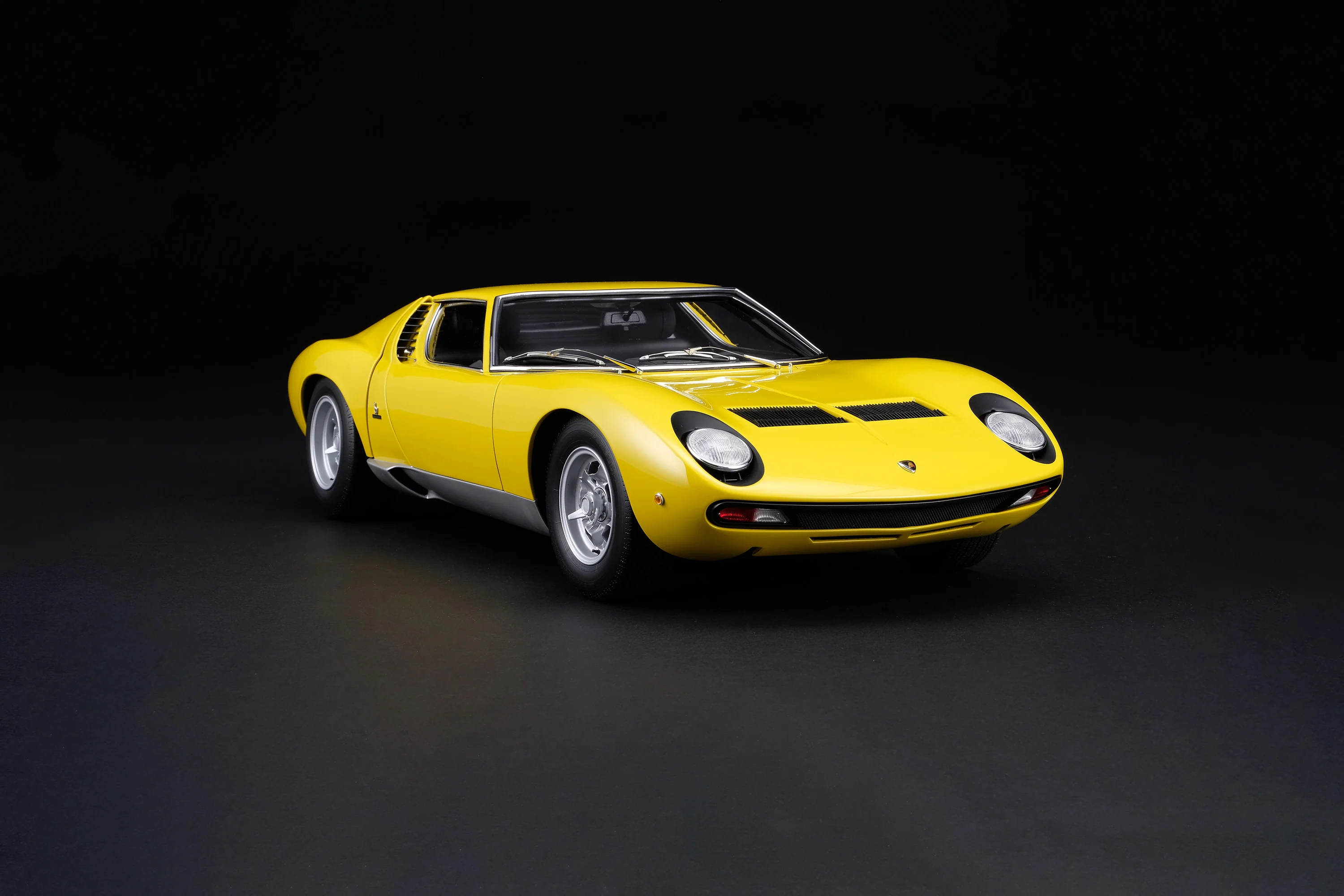 Lamborghini Miura P400 SV (1971) - Image 2