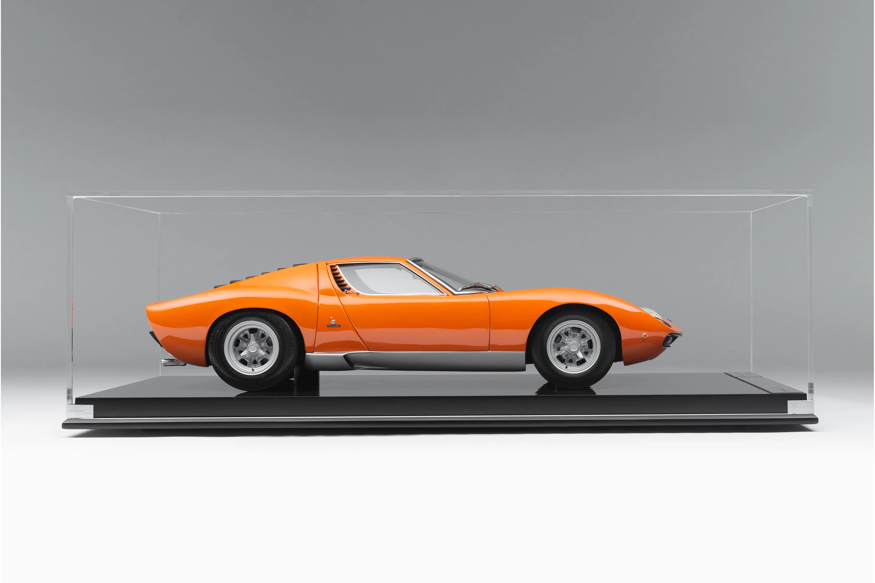 Lamborghini Miura P400 SV (1971) - Image 26