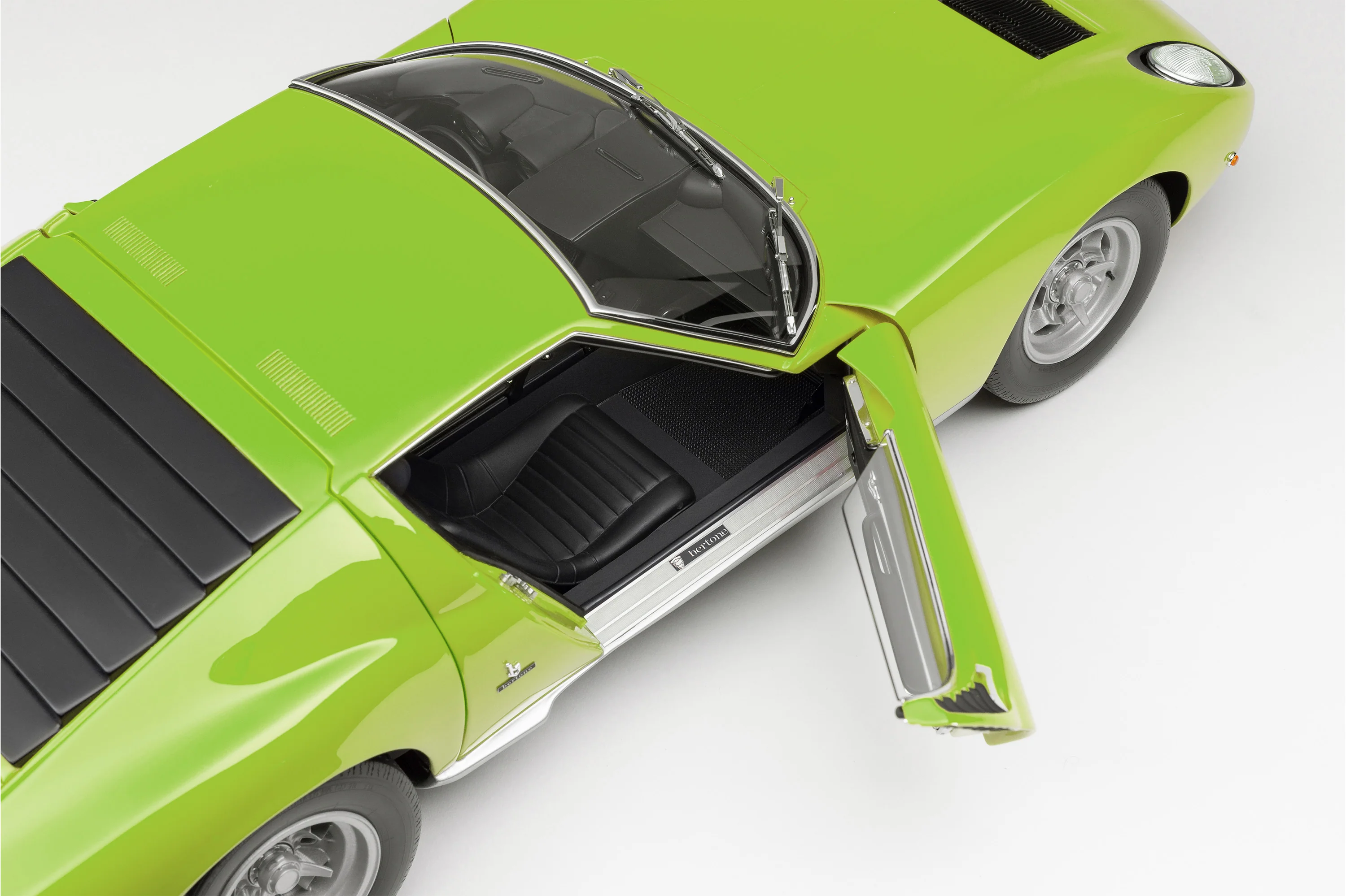 Lamborghini Miura P400 SV (1971) - Image 40