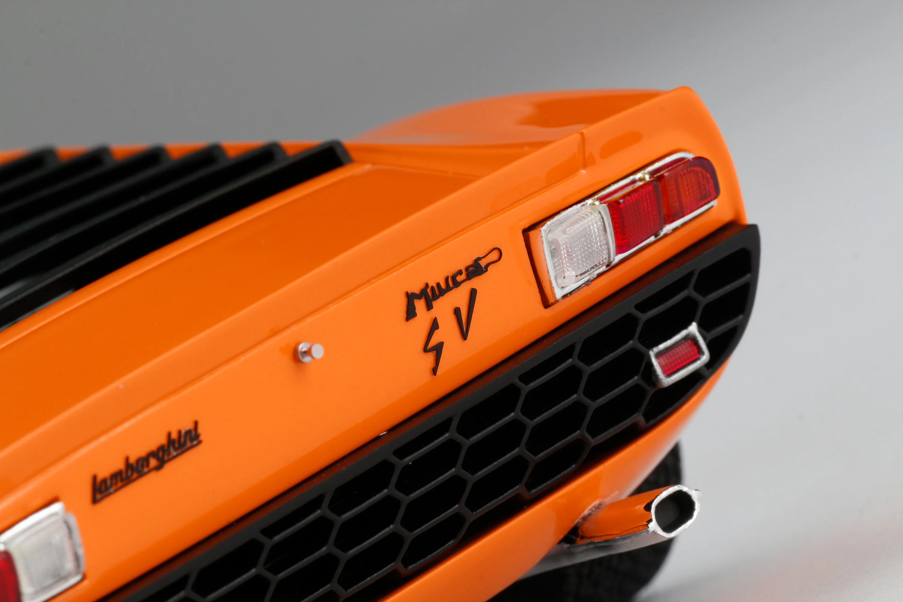 Lamborghini Miura P400 SV - Image 25