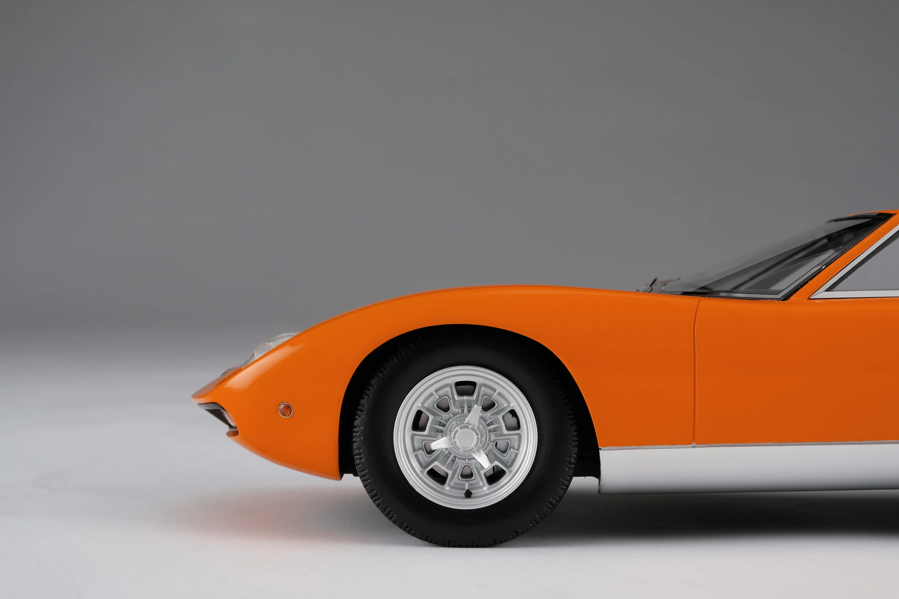 Lamborghini Miura P400 SV - Image 26
