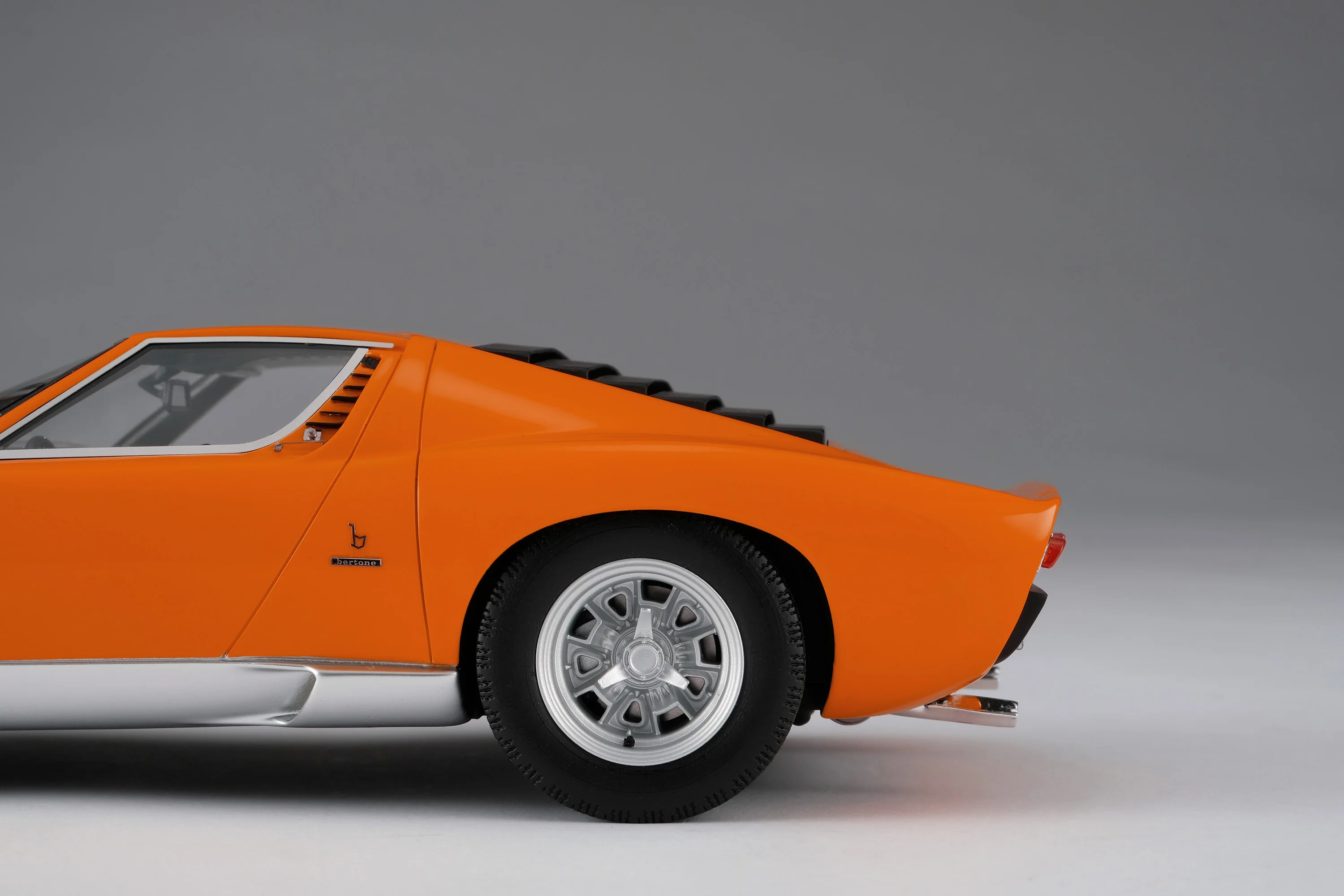 Lamborghini Miura P400 SV - Image 27