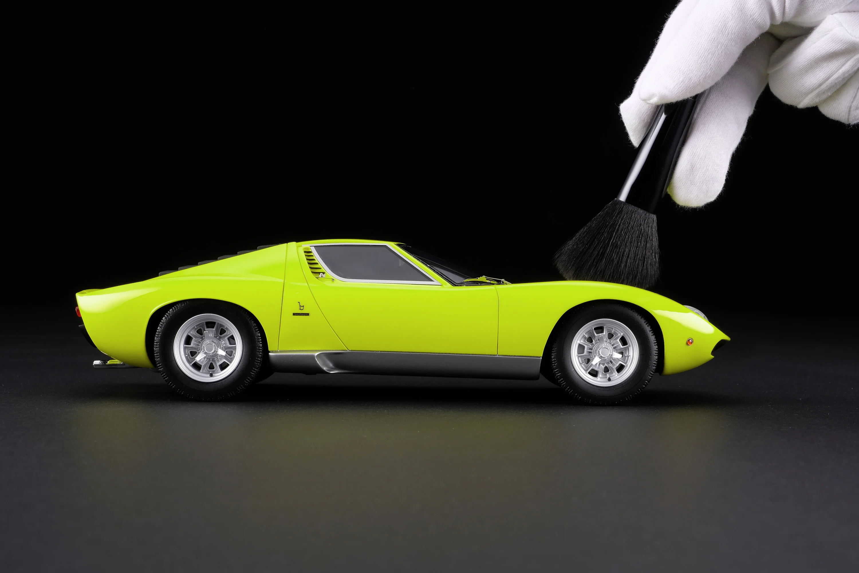 Lamborghini Miura P400 SV - Image 3
