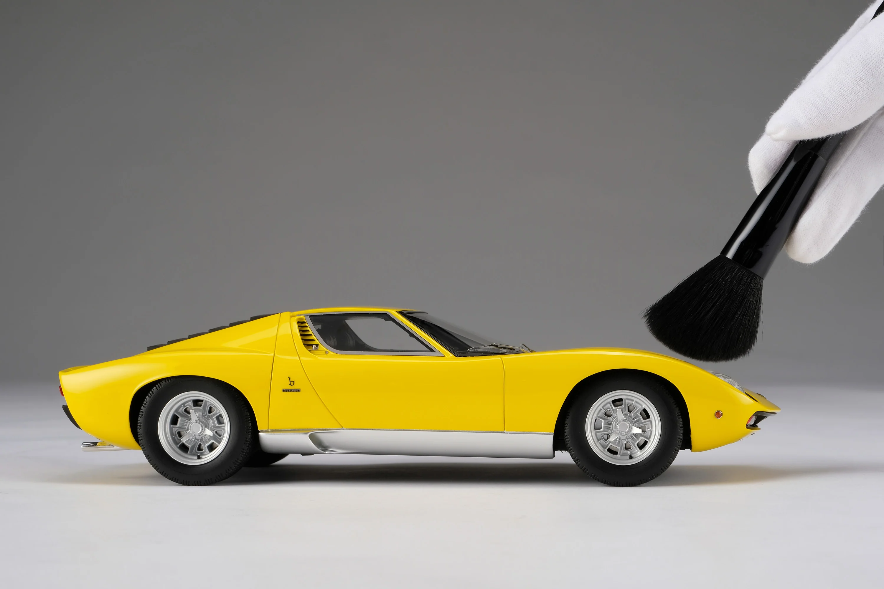Lamborghini Miura P400 SV - Image 4