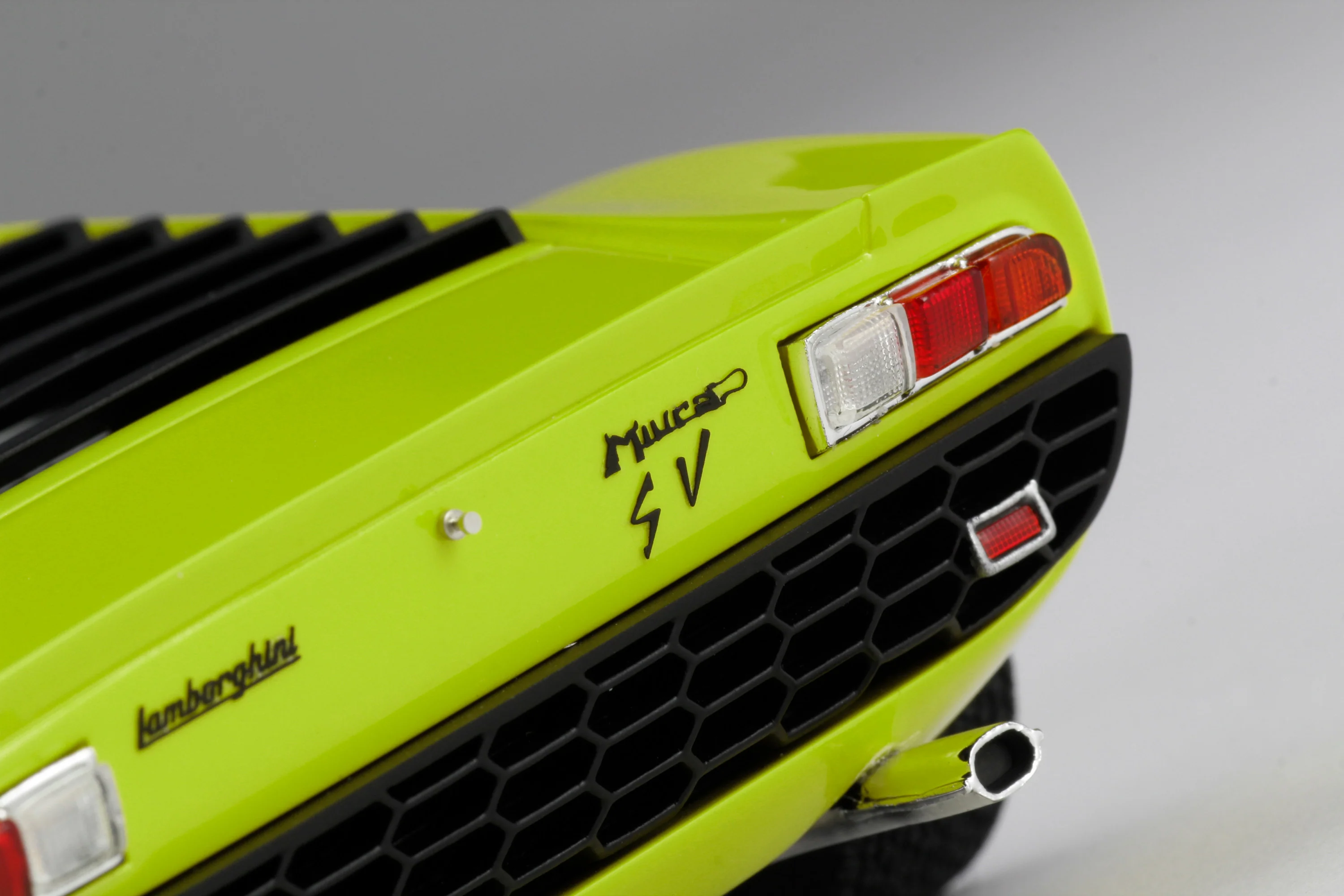 Lamborghini Miura P400 SV - Image 40
