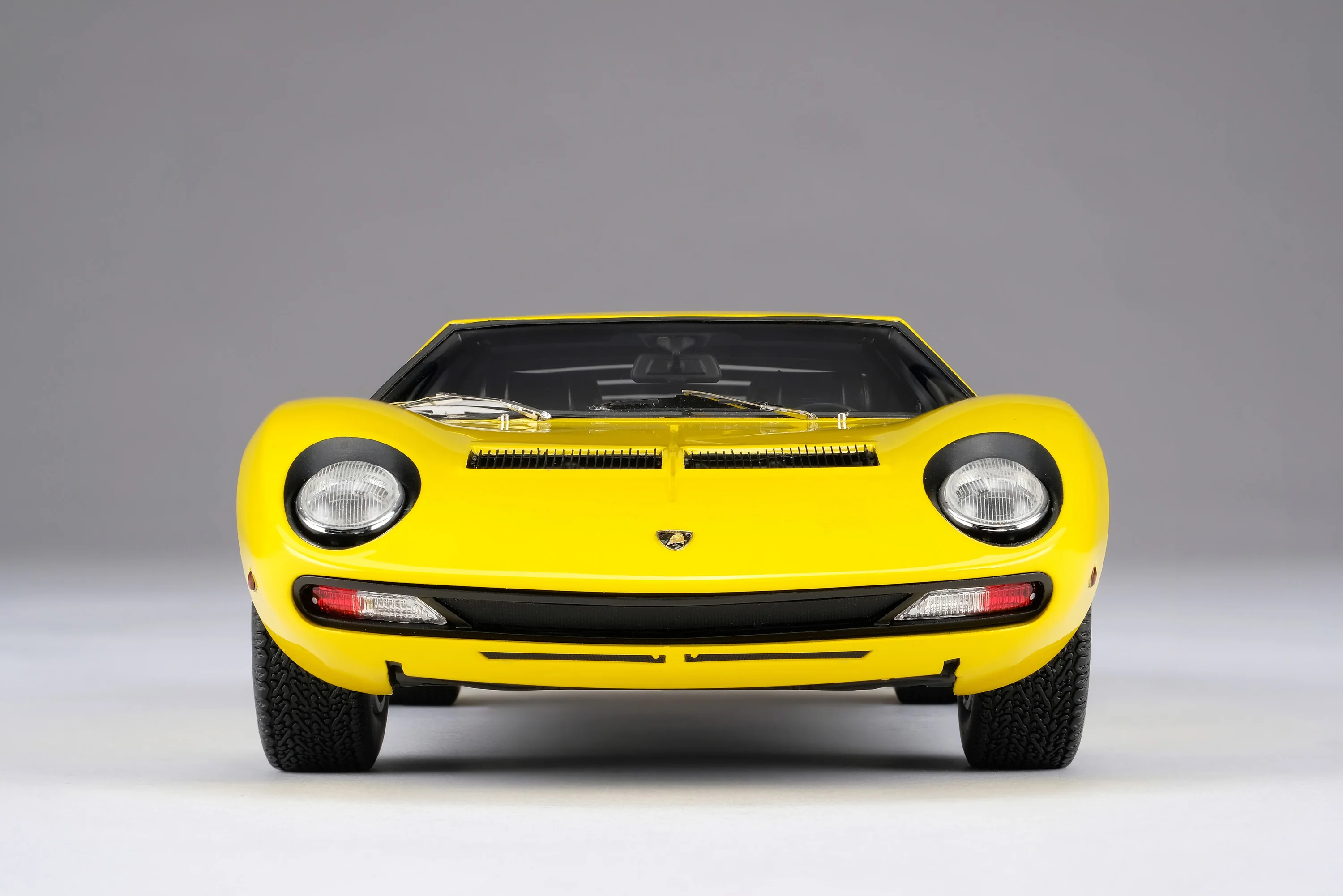 Lamborghini Miura P400 SV - Image 6