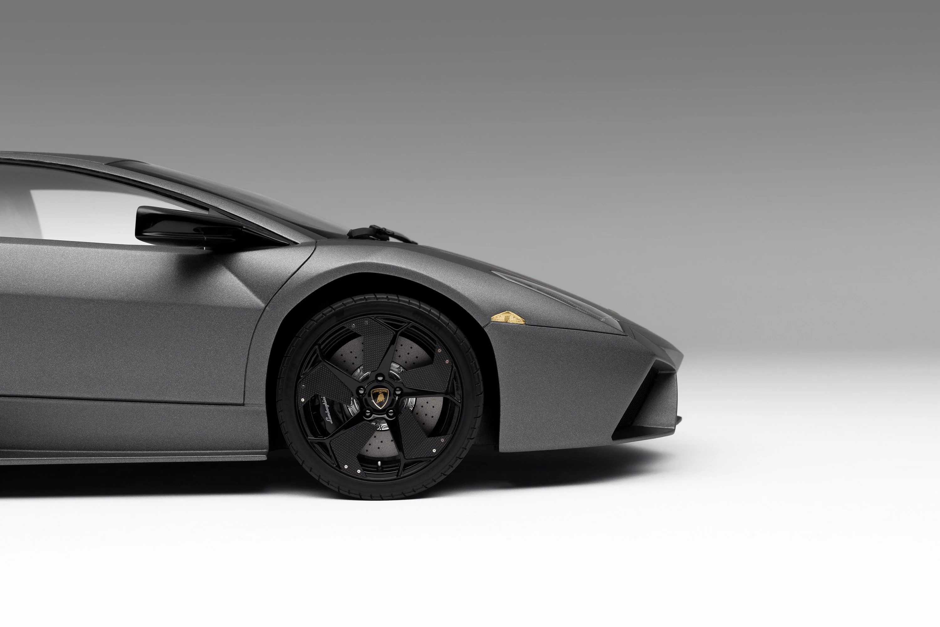Lamborghini Reventón (2007) - Image 10