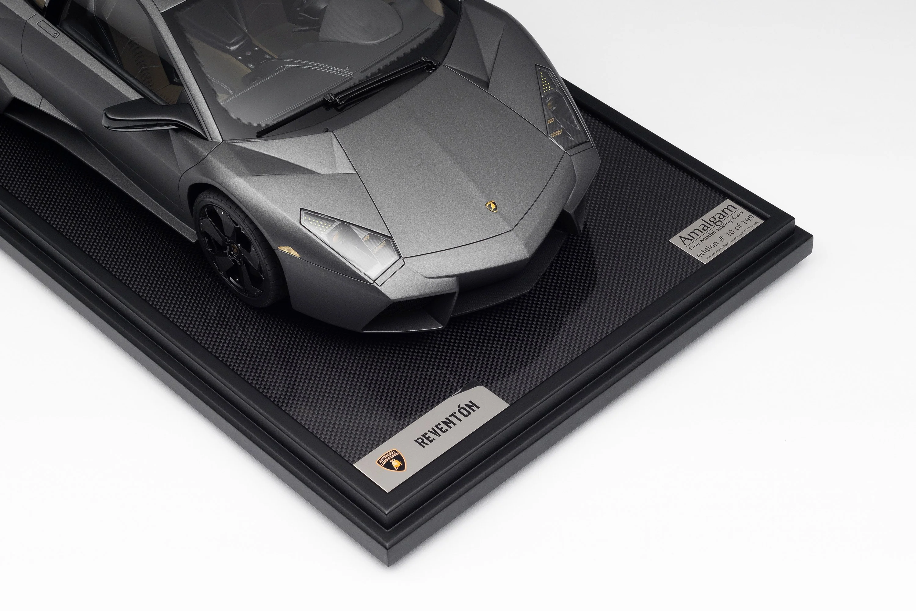 Lamborghini Reventón (2007) - Image 9
