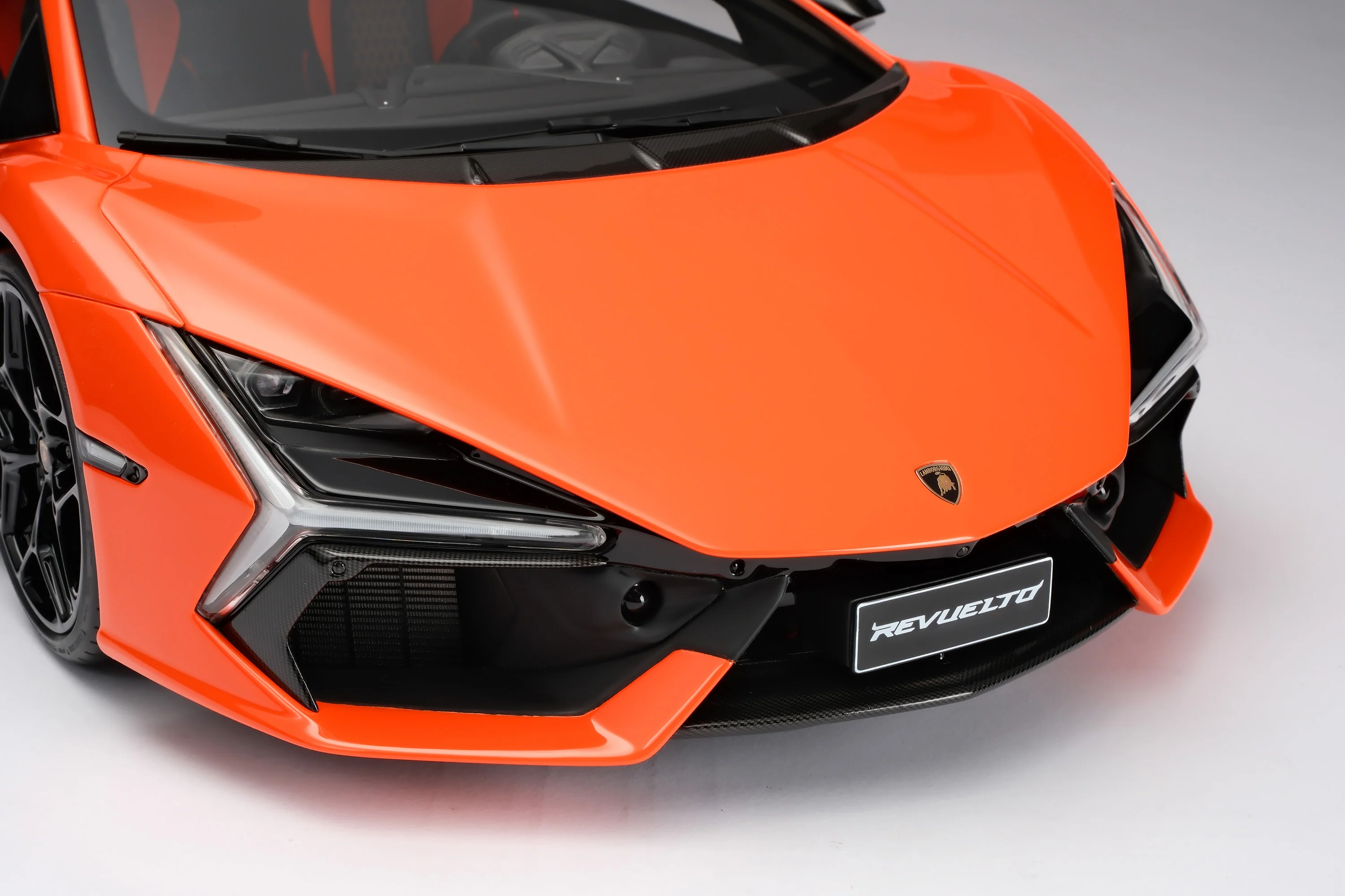 Lamborghini Revuelto (2023) - Image 20