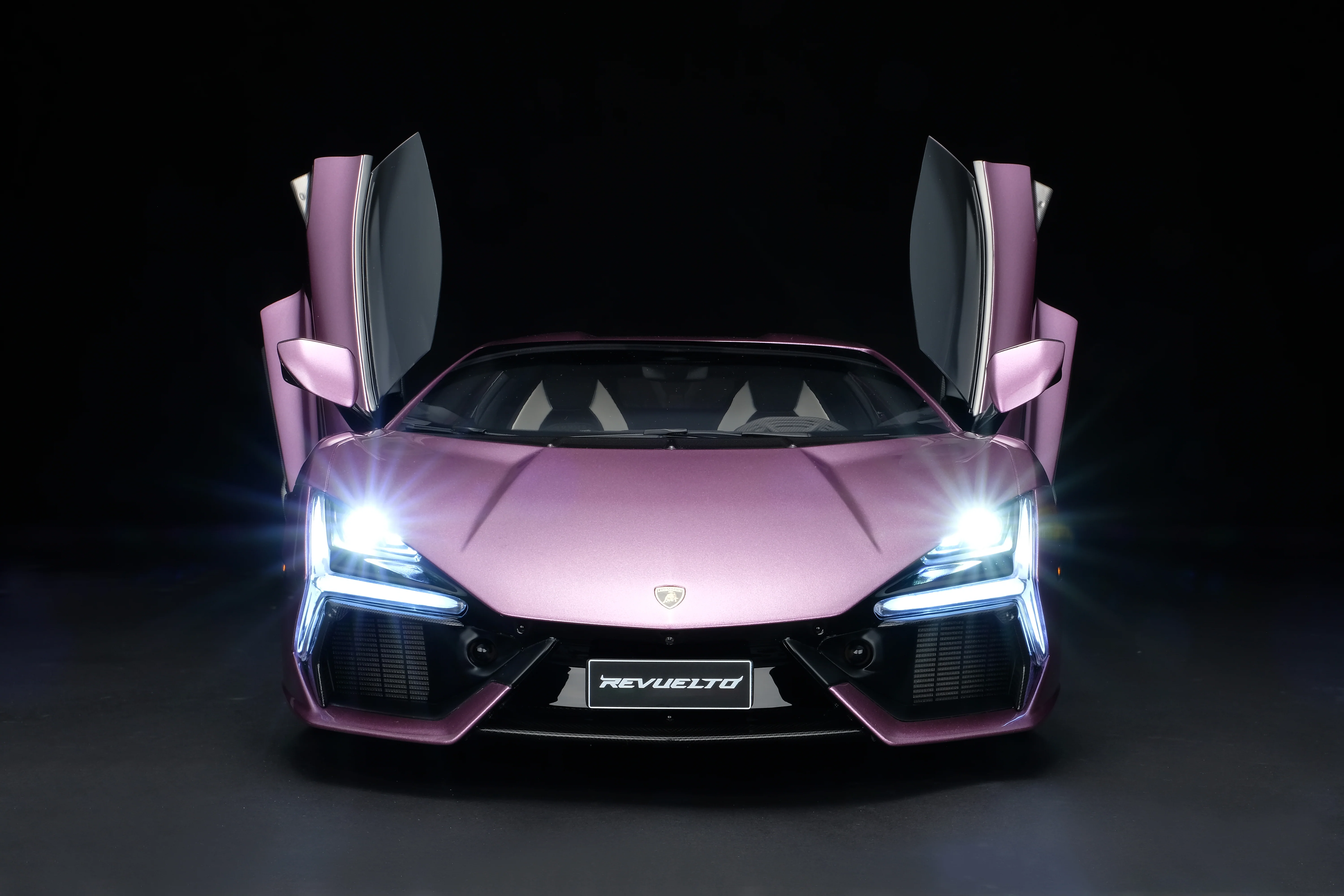Lamborghini Revuelto (2023) - Image 6