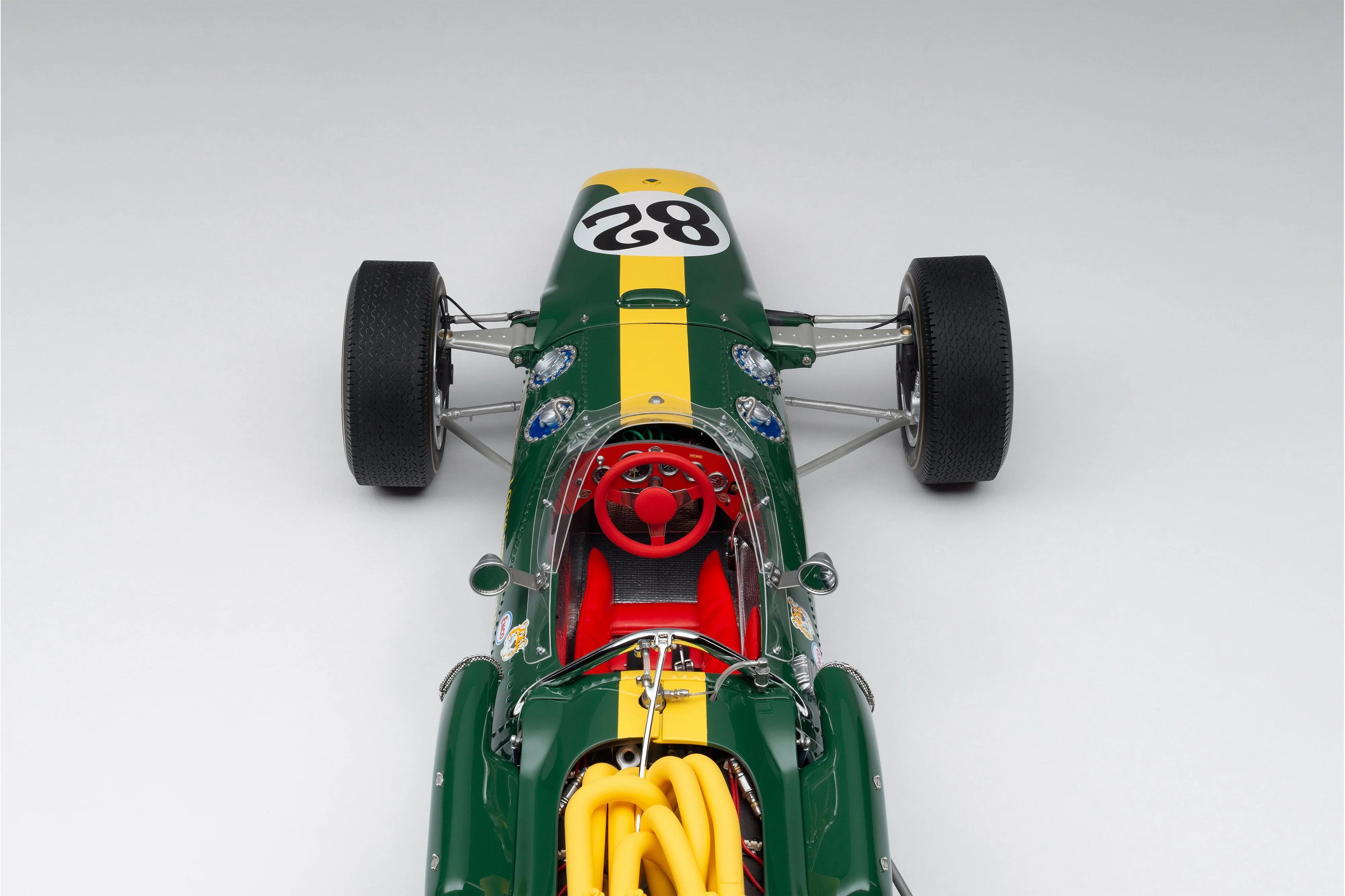 Lotus 38 - 1965 Indianapolis 500 Winner - Image 16