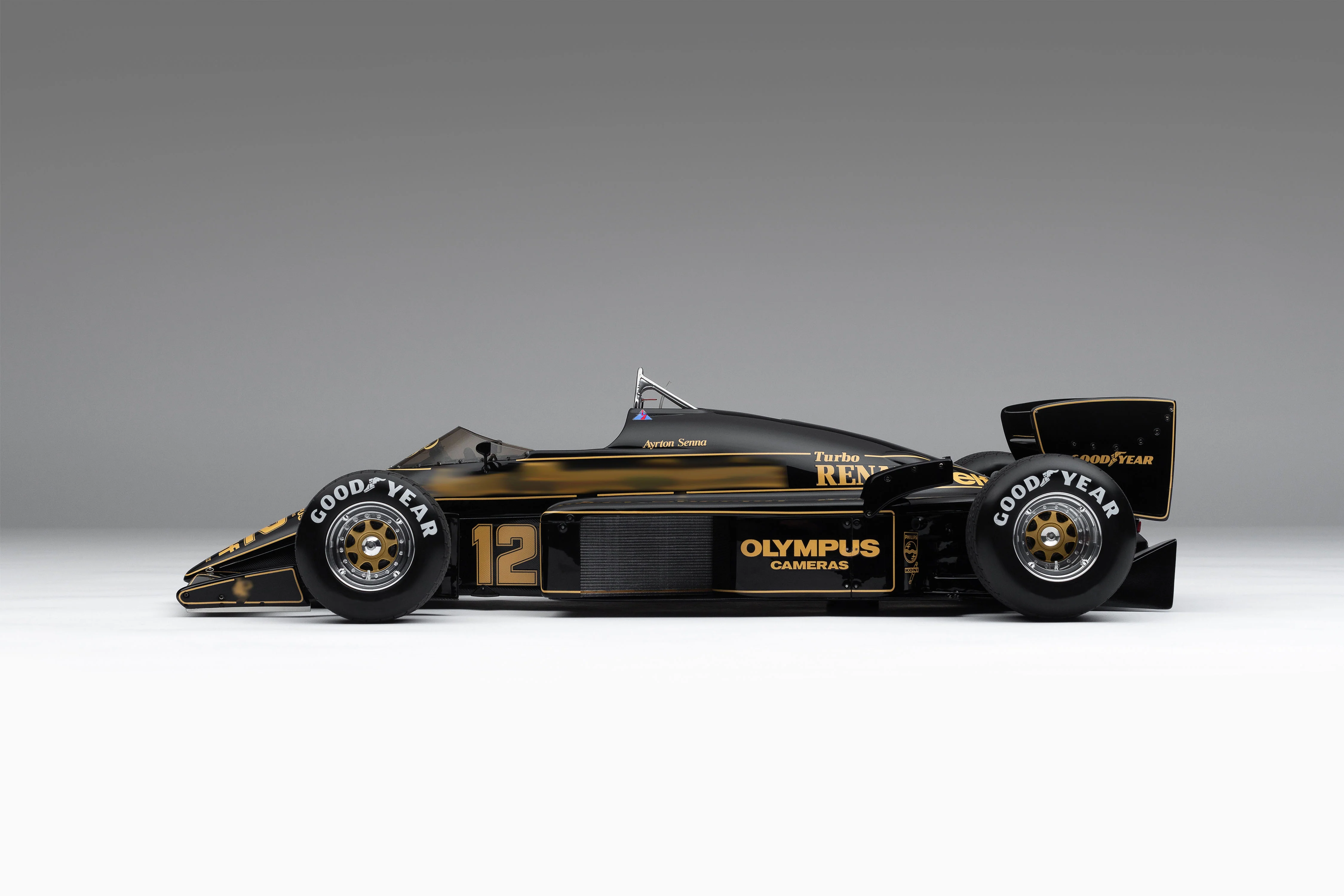 Lotus 97T - 1985 Portuguese Grand Prix Winner - Senna - Image 5