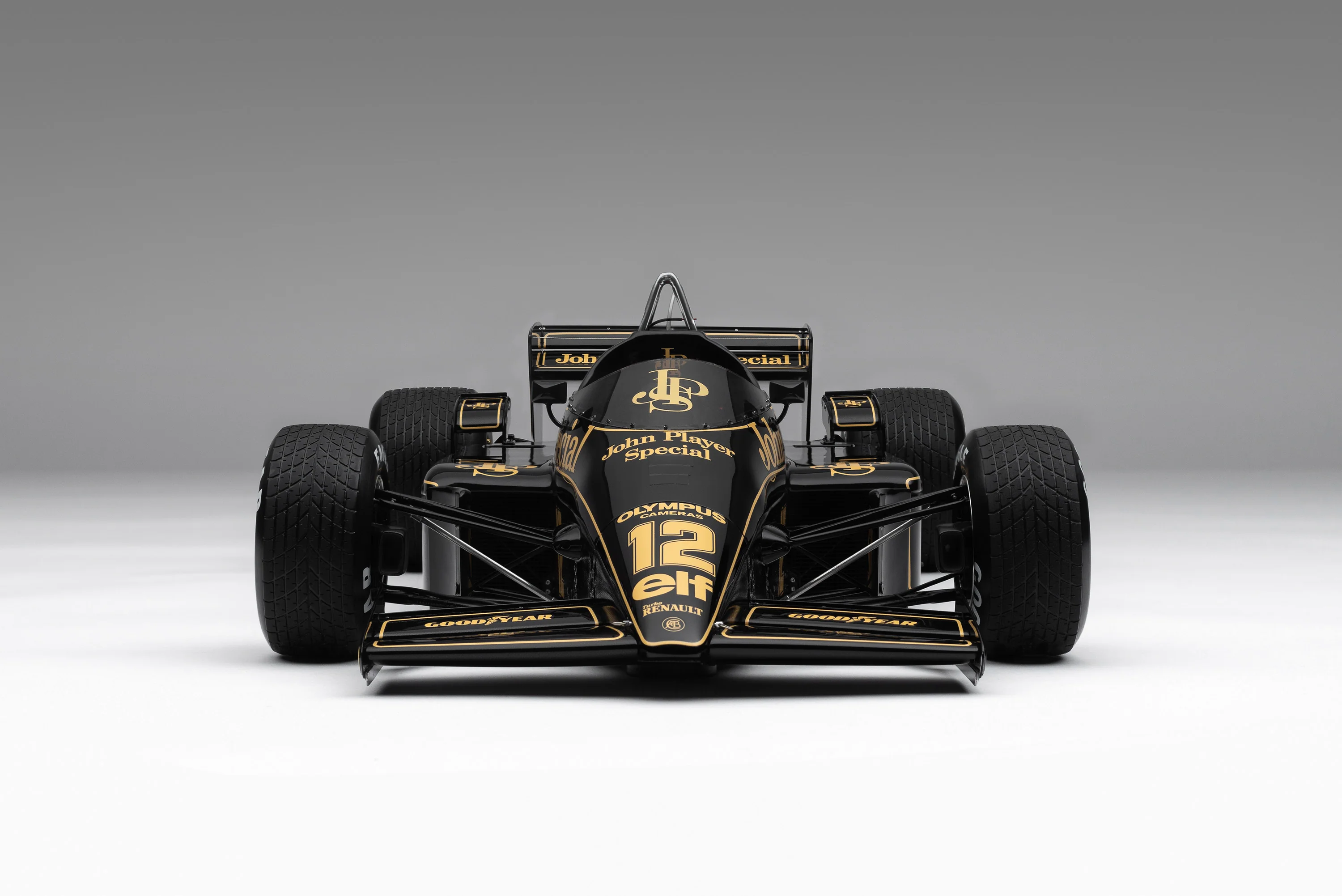 Lotus 97T - 1985 Portuguese Grand Prix Winner - Senna - Image 7