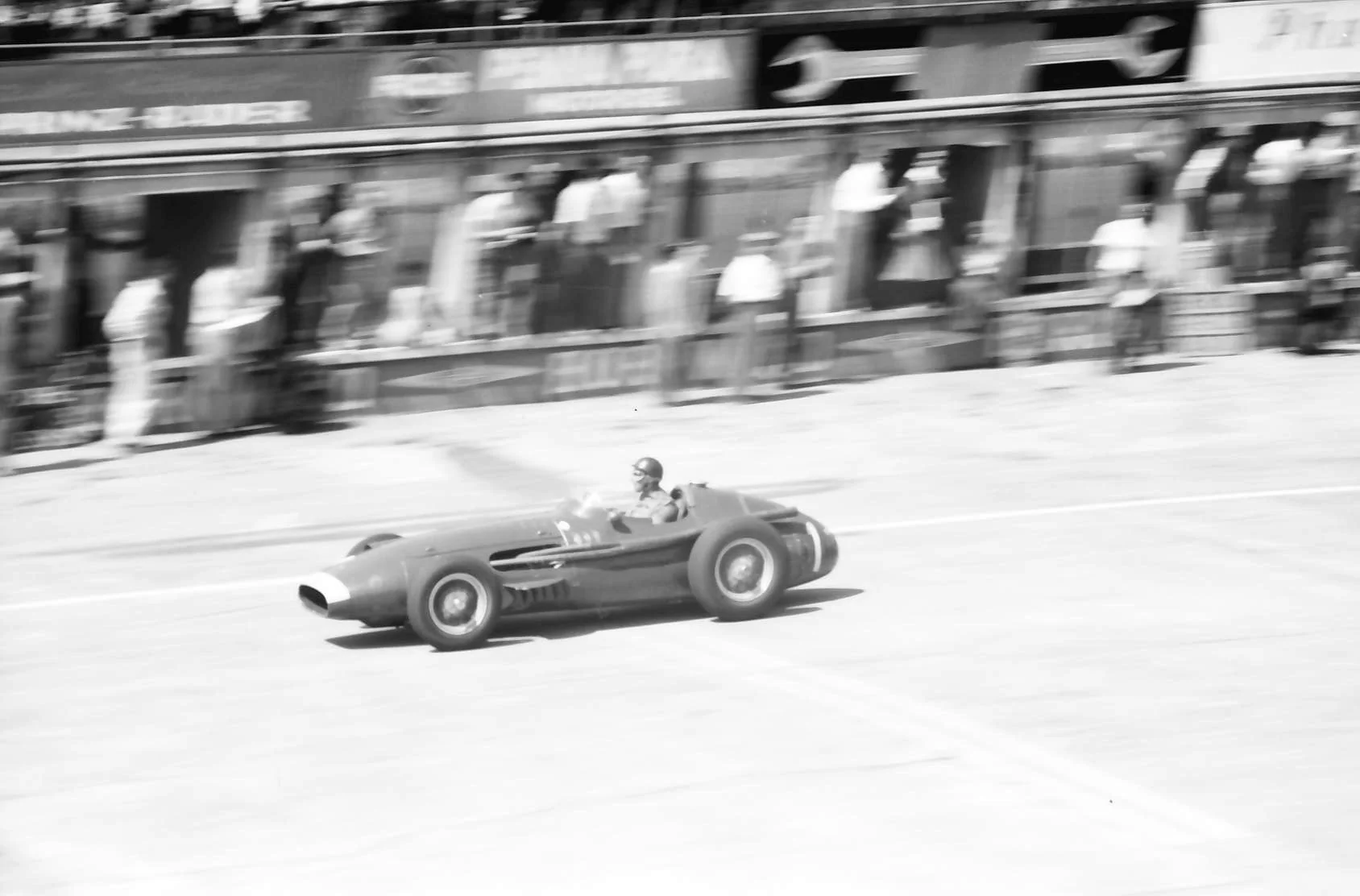 Maserati 250F - 1957 German Grand Prix - Juan Manuel Fangio - Image 38