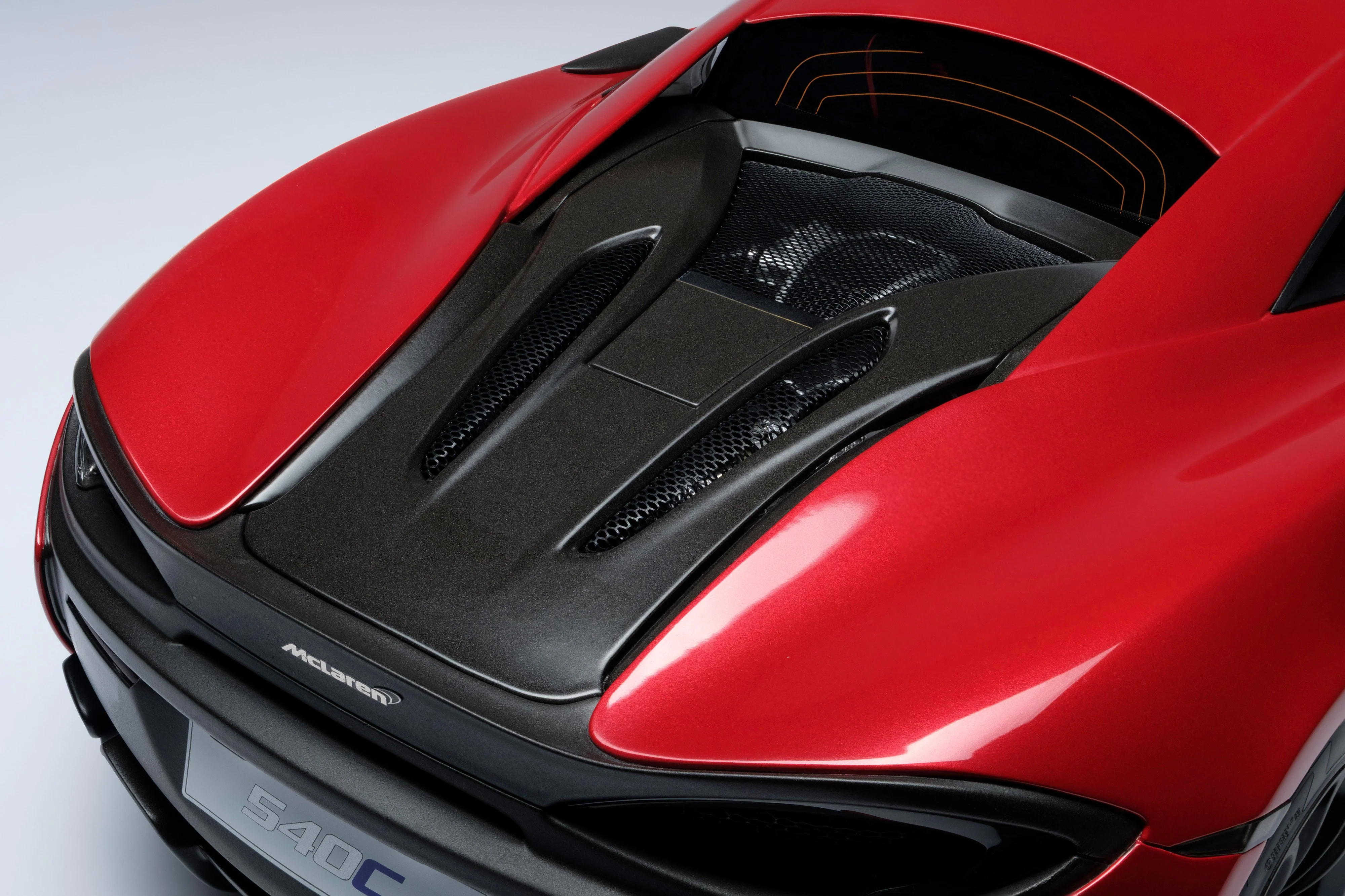 McLaren 540C (2015) - Image 12