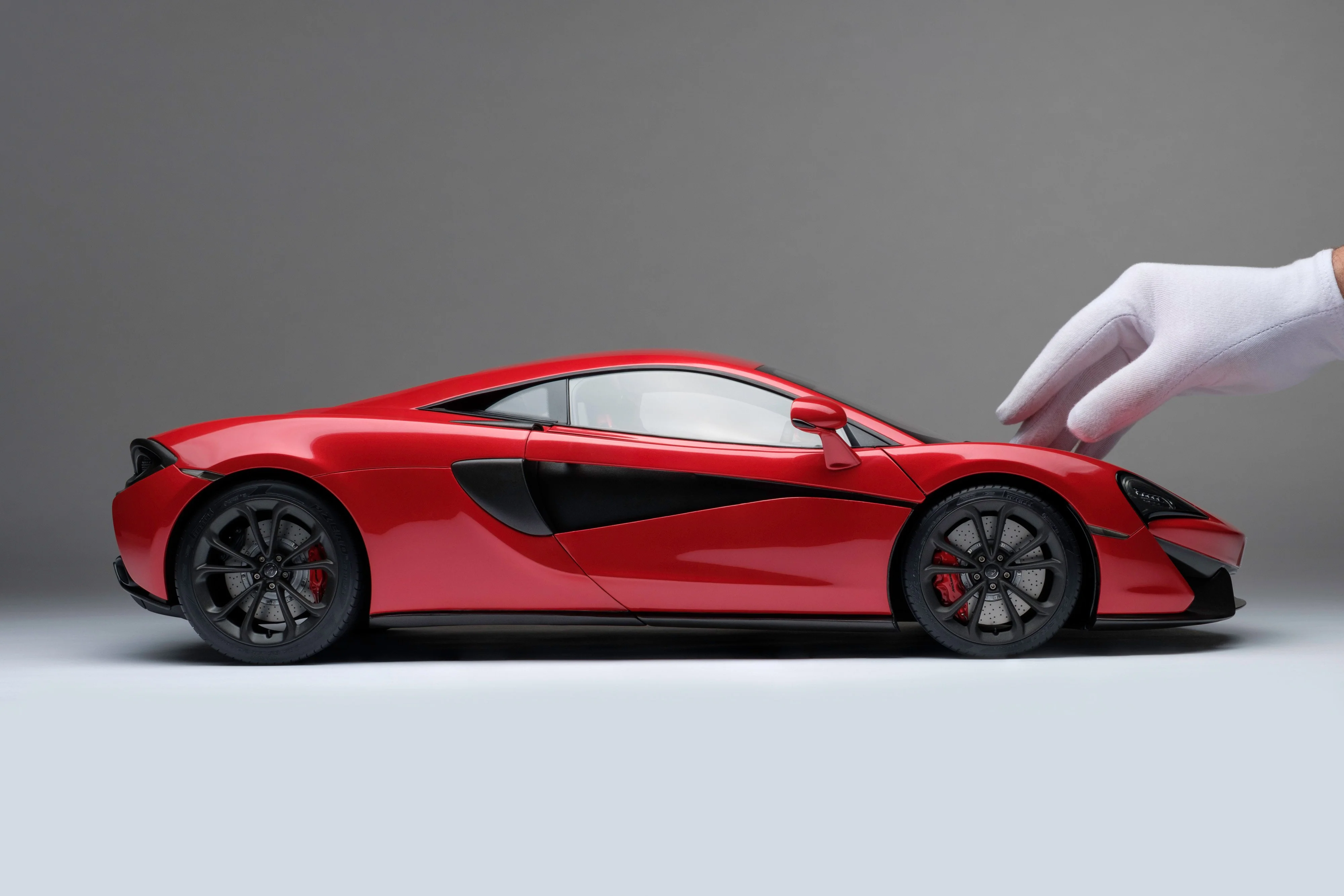 McLaren 540C (2015) - Image 3