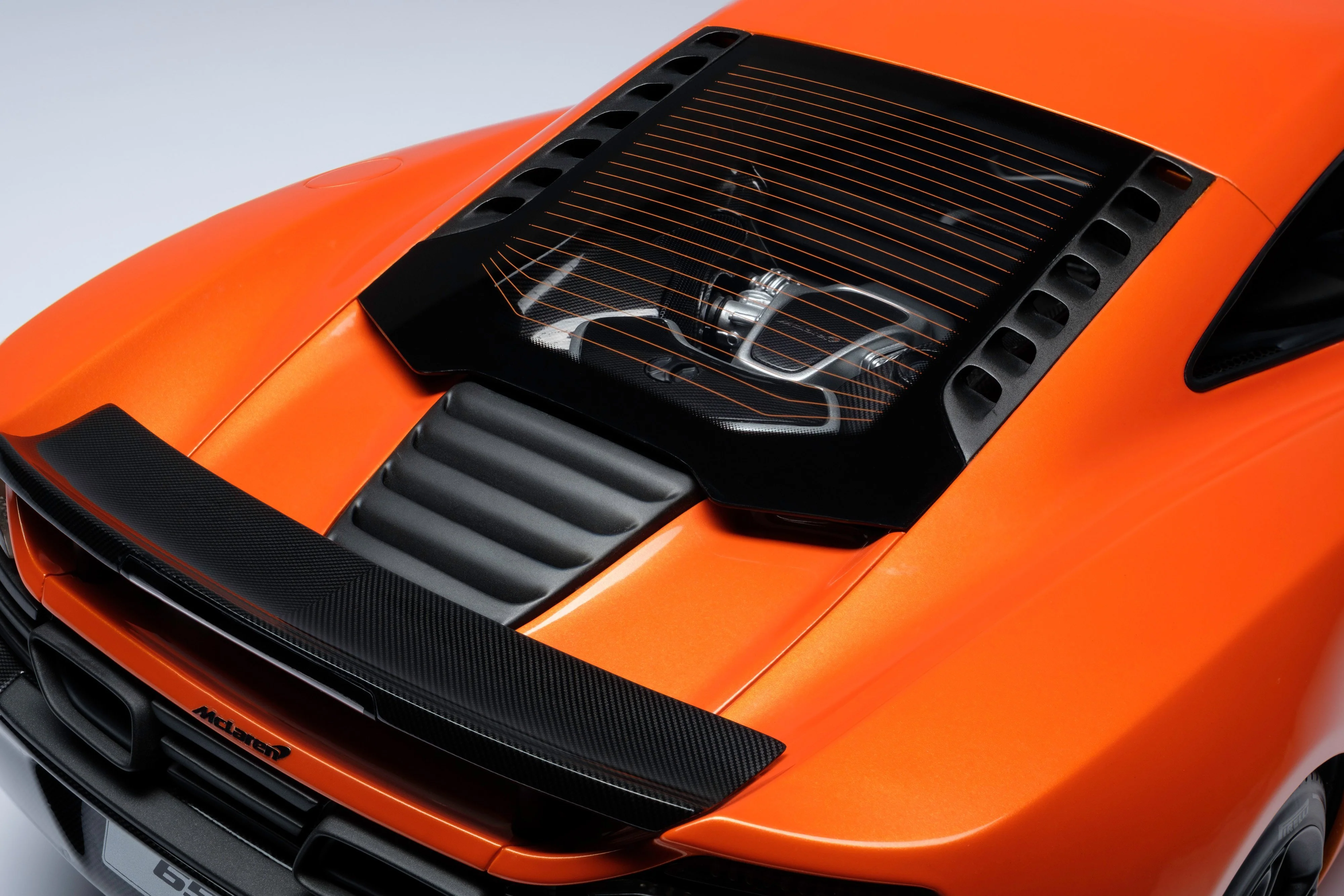 McLaren 650S (2014) - Image 12