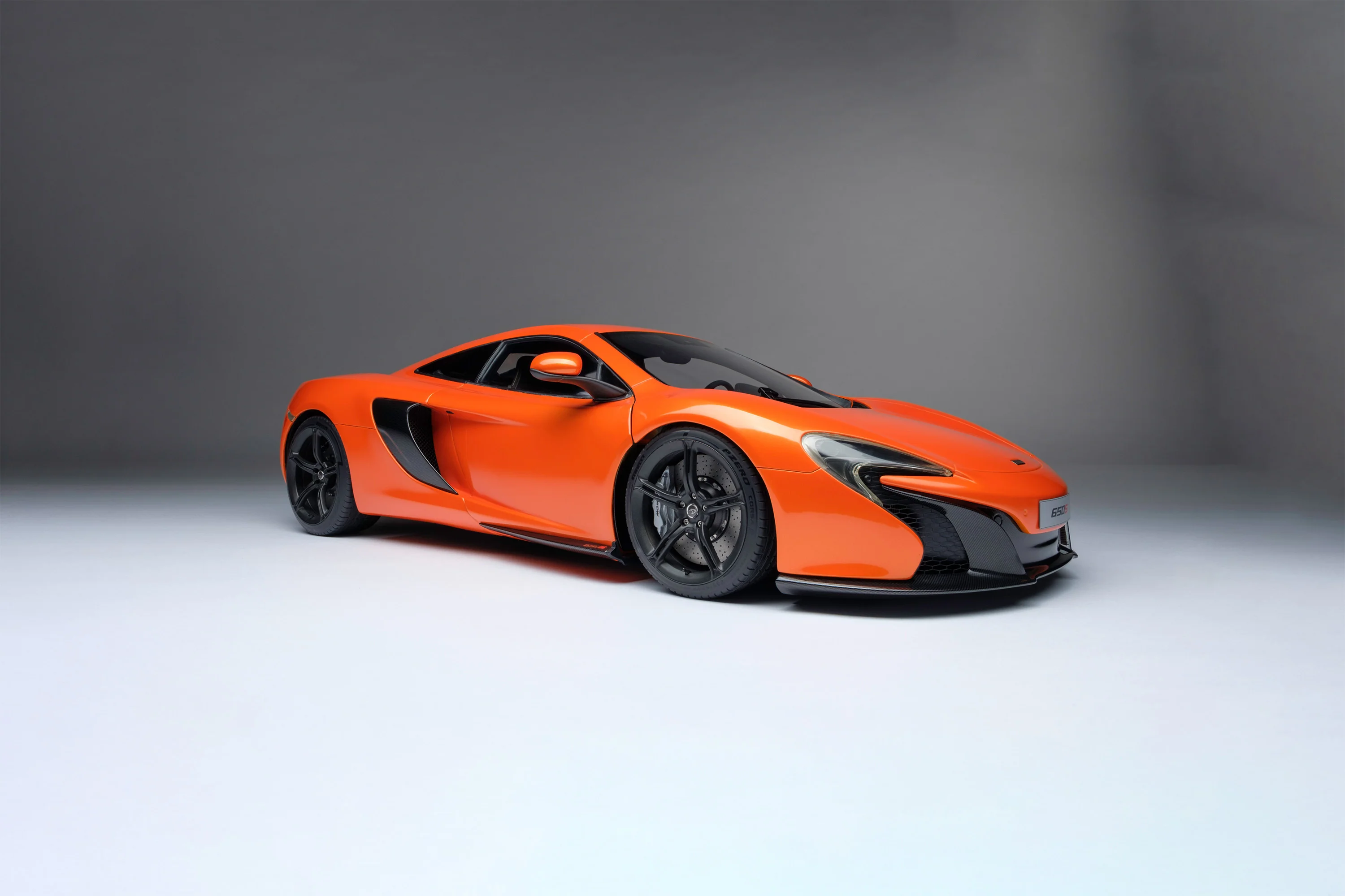 McLaren 650S (2014) - Image 2