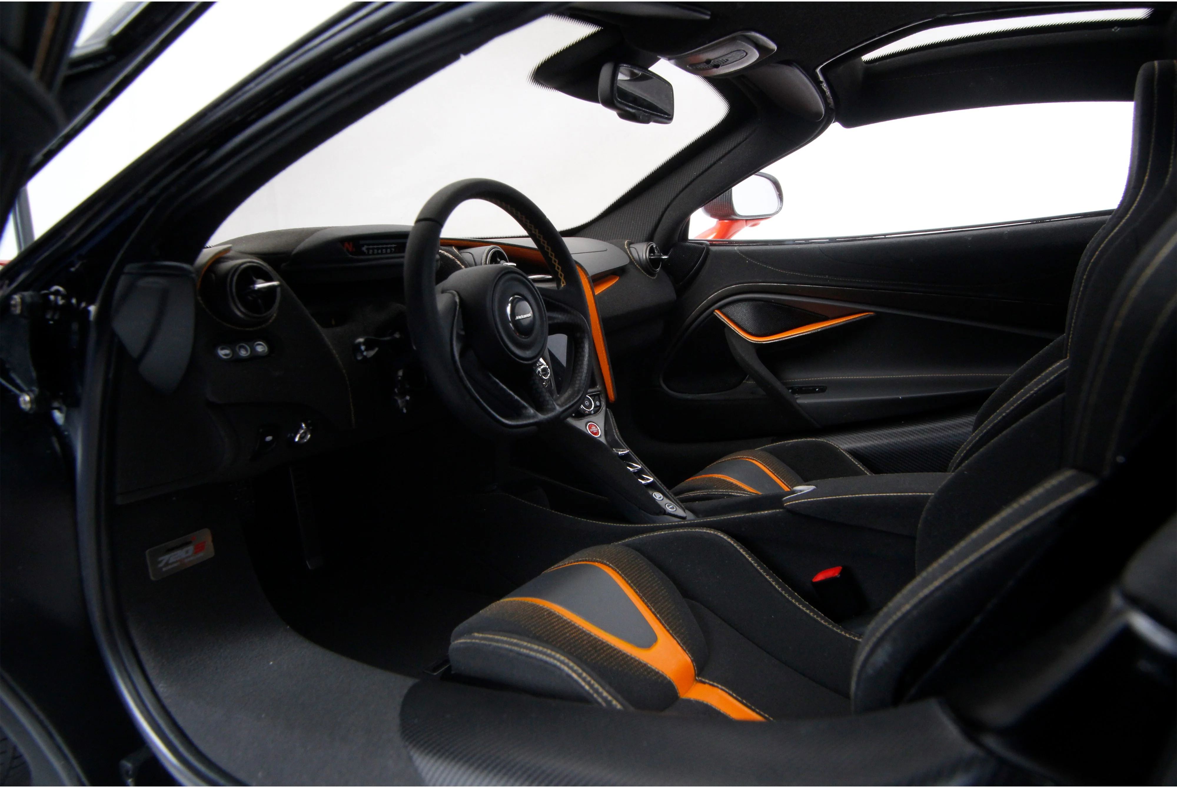 McLaren 720S (2017) - Image 12