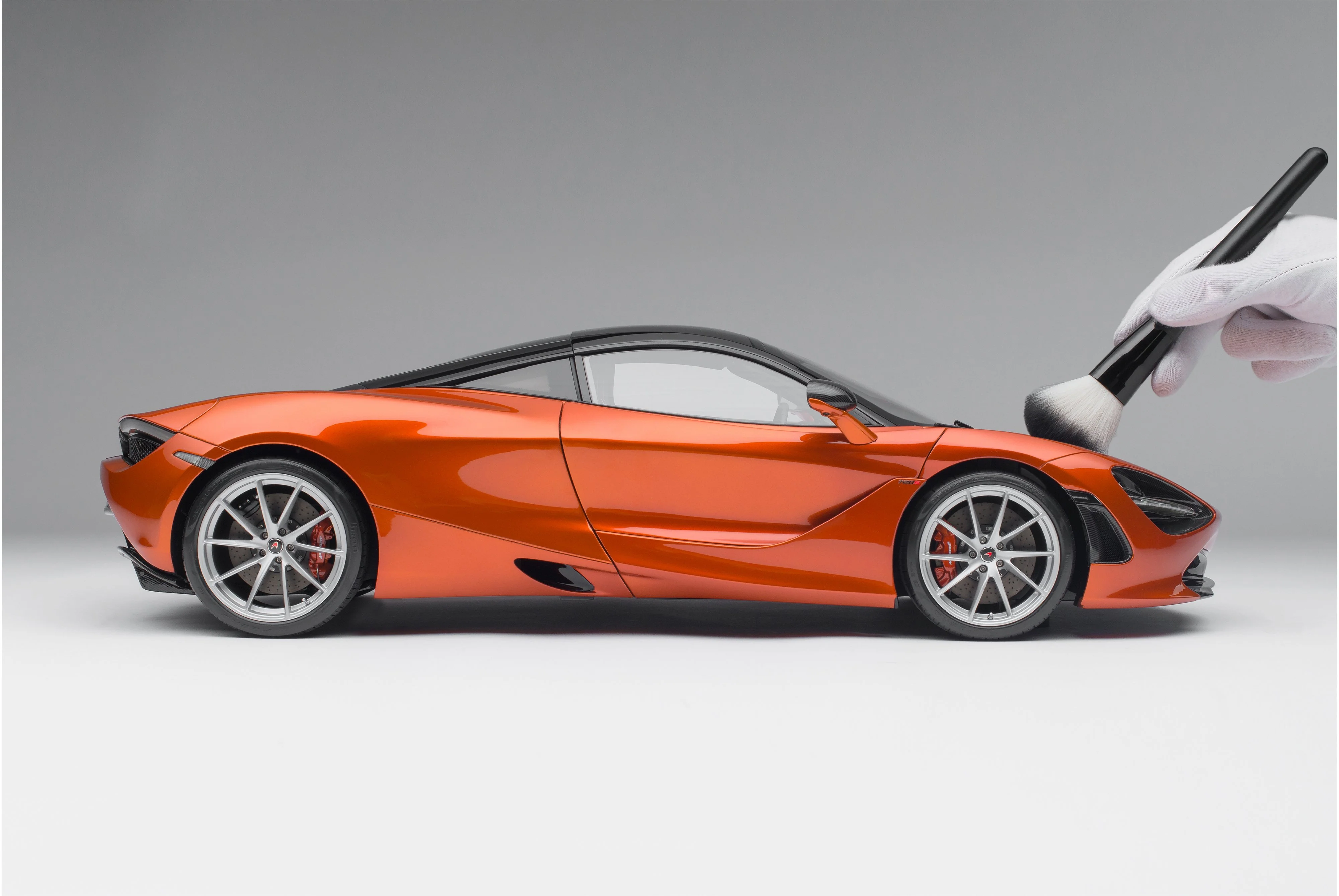 McLaren 720S (2017) - Image 3