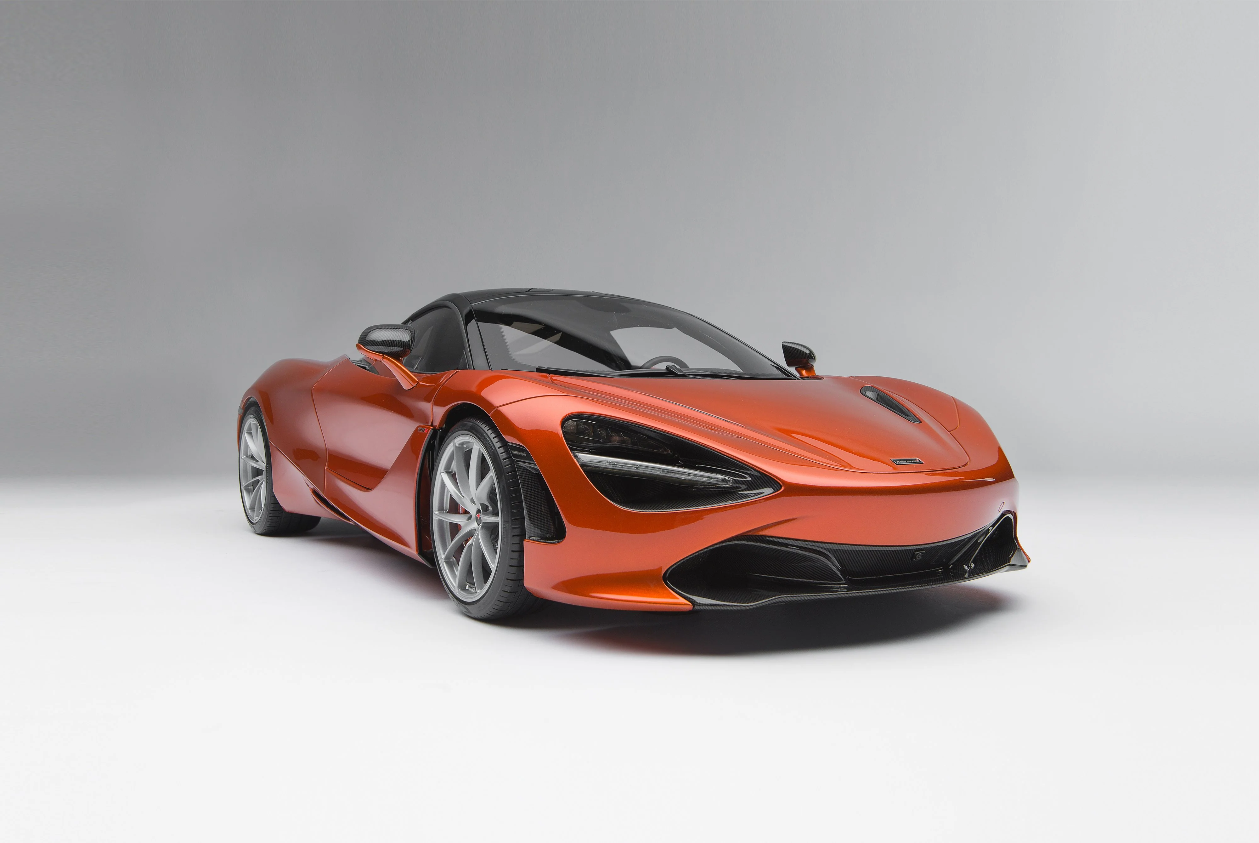 McLaren 720S (2017) - Image 4