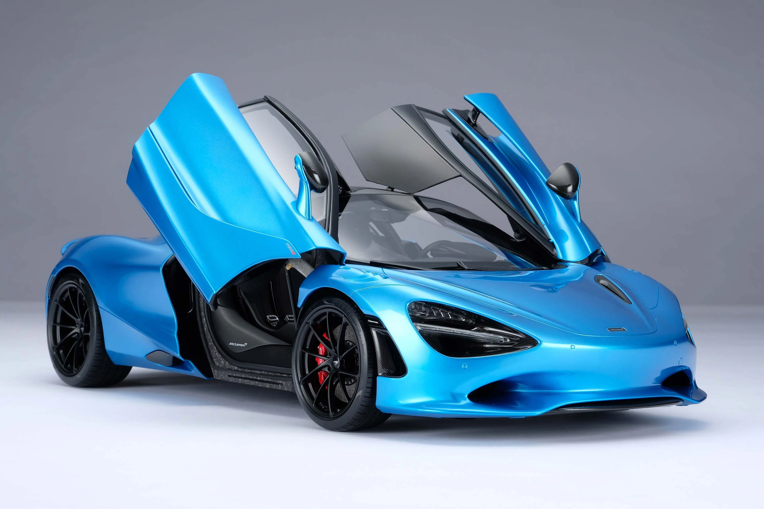 McLaren 750S Coupe (2023) - Image 5