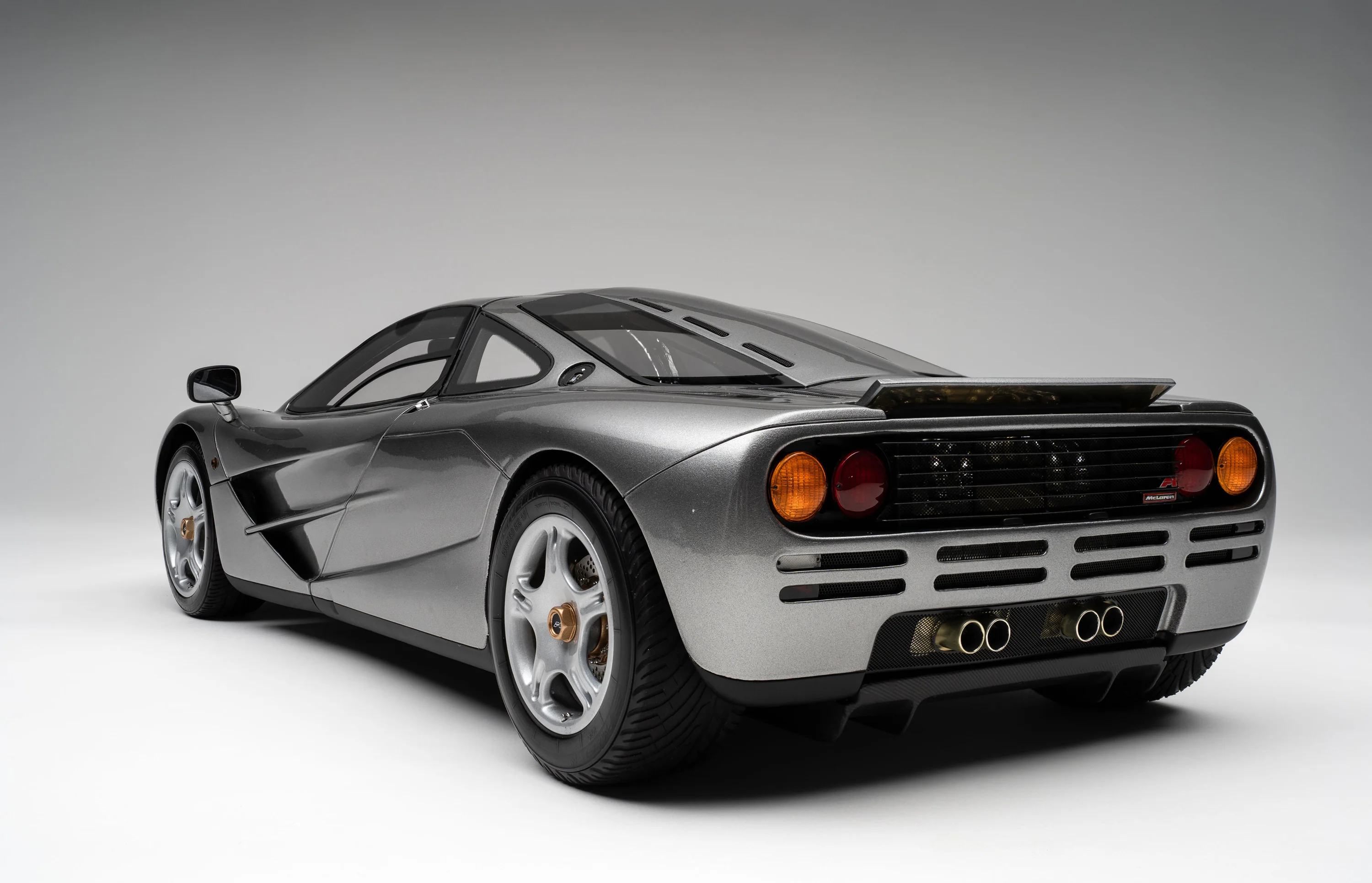 McLaren F1 (1992) - Image 10