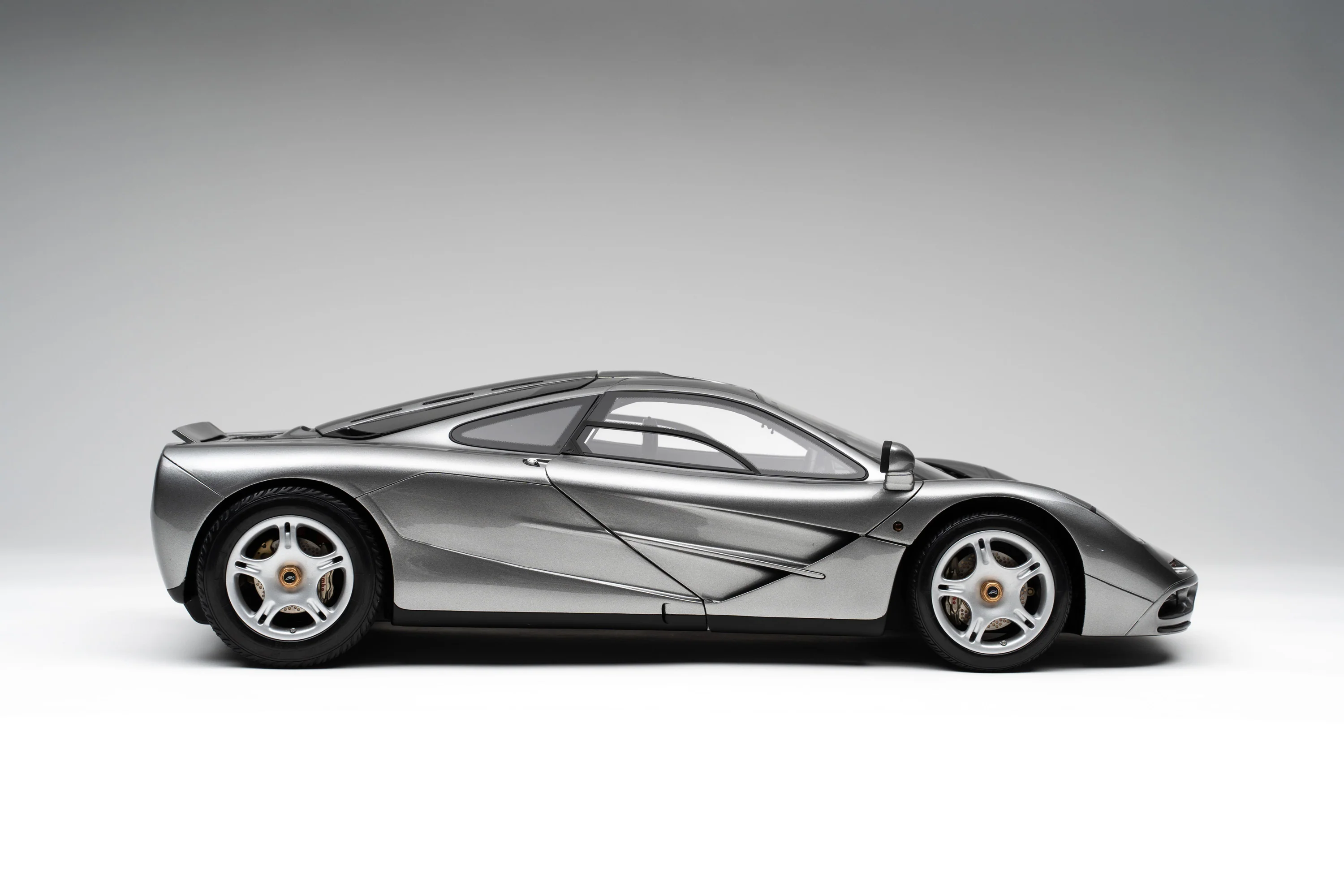McLaren F1 (1992) - Image 13