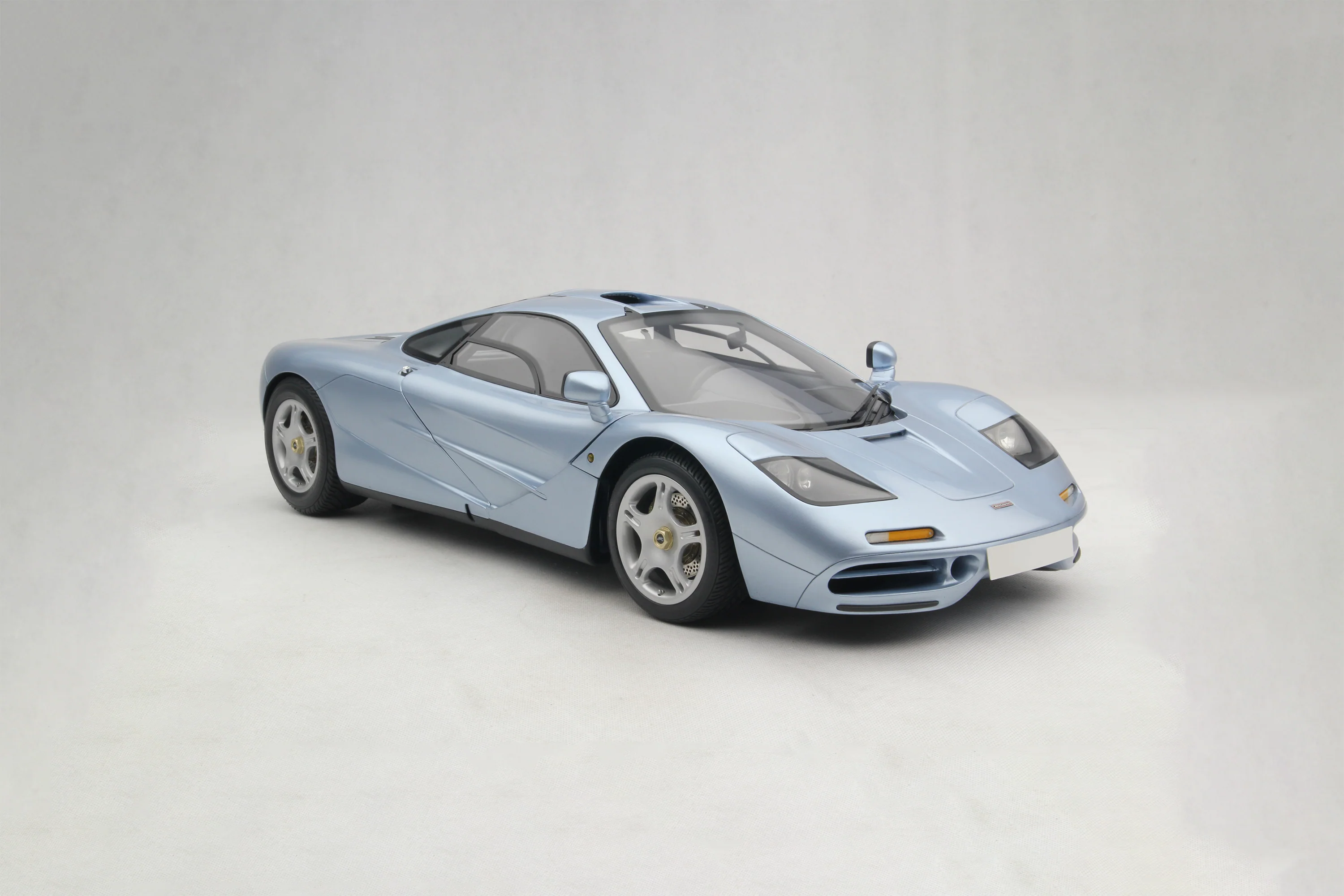 McLaren F1 (1992) - Image 16