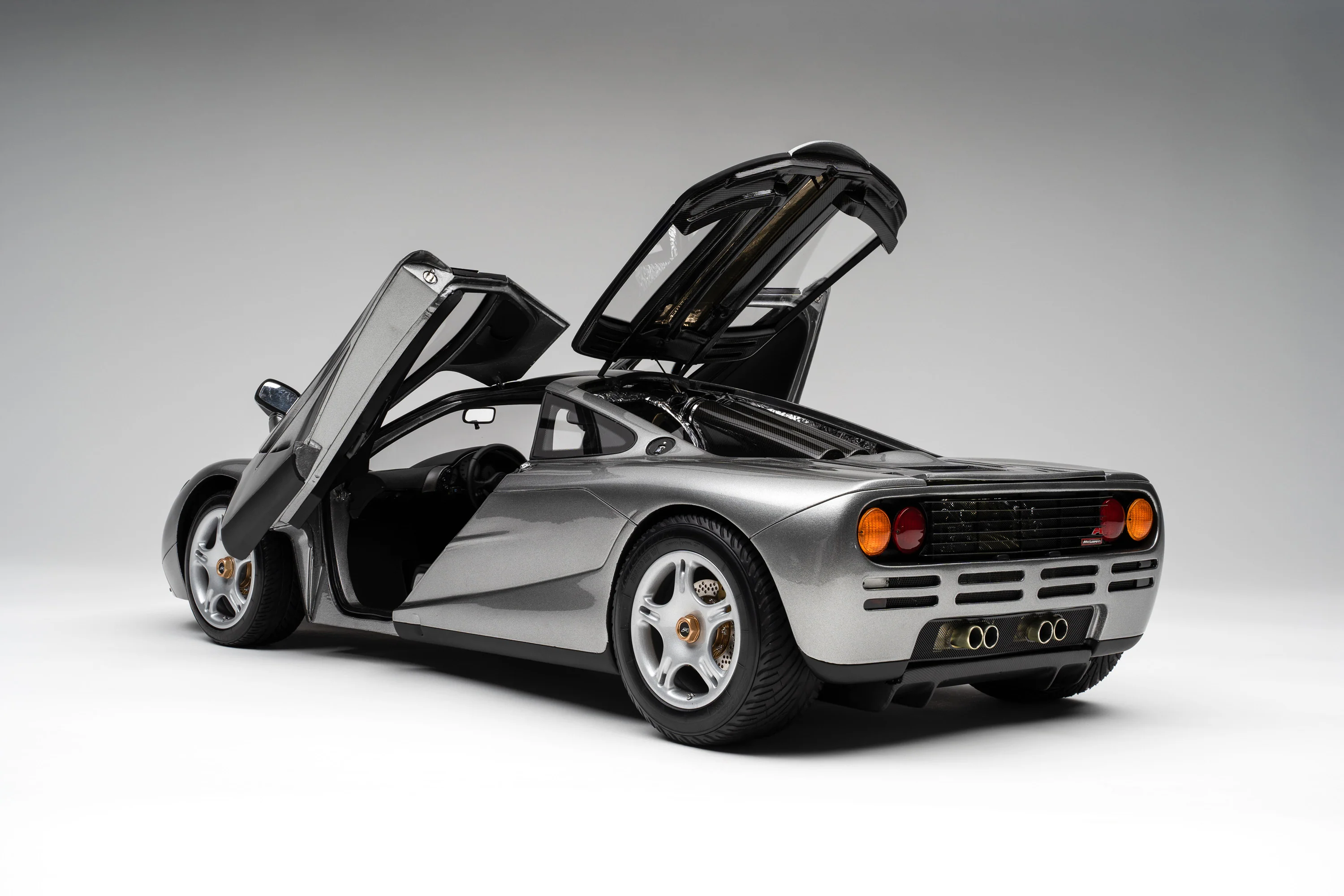 McLaren F1 (1992) - Image 7