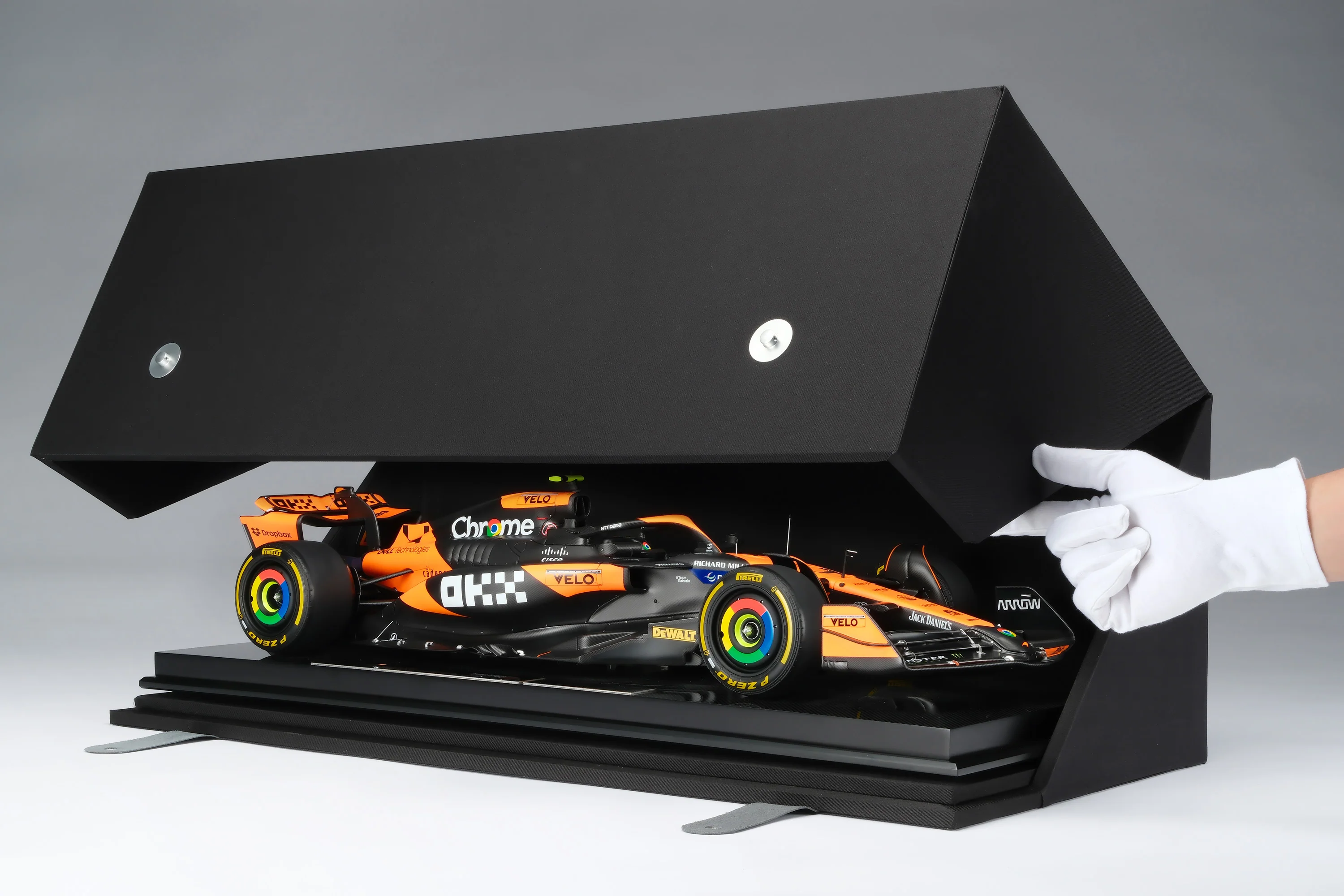 McLaren MCL38 - 2024 Miami Grand Prix - Image 24