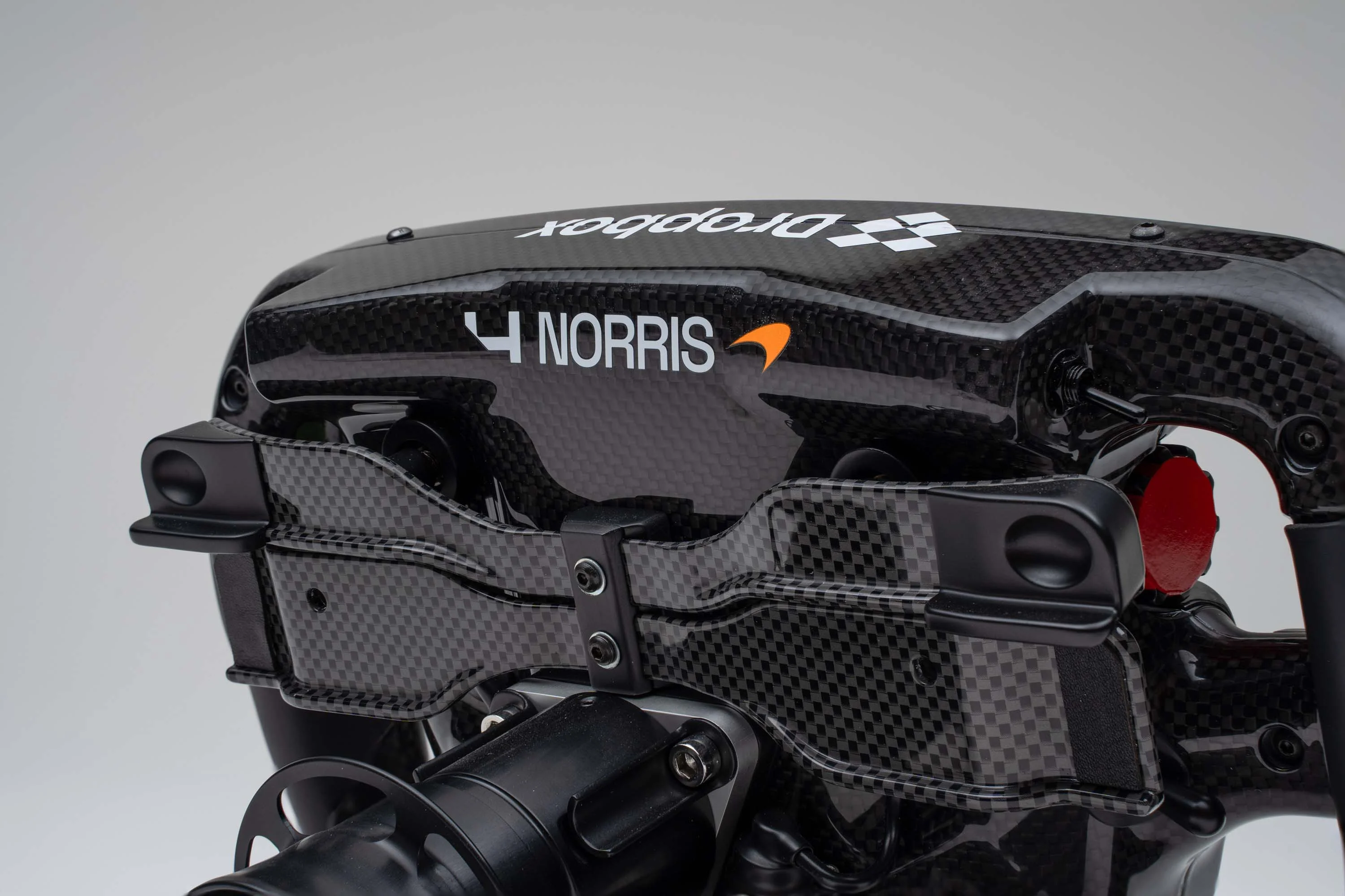 McLaren MCL38 Steering Wheel (2024) - Image 14