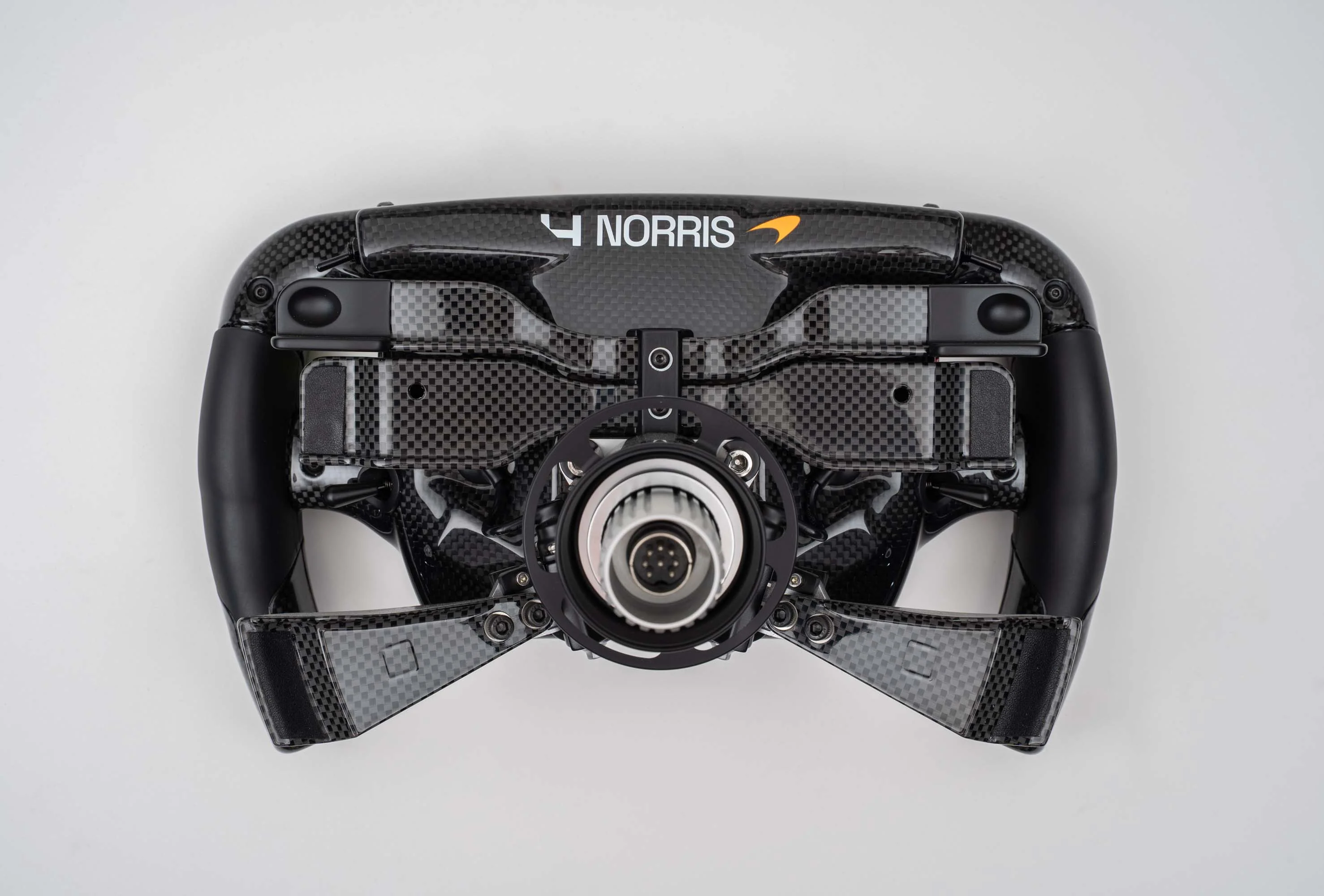 McLaren MCL38 Steering Wheel (2024) - Image 17