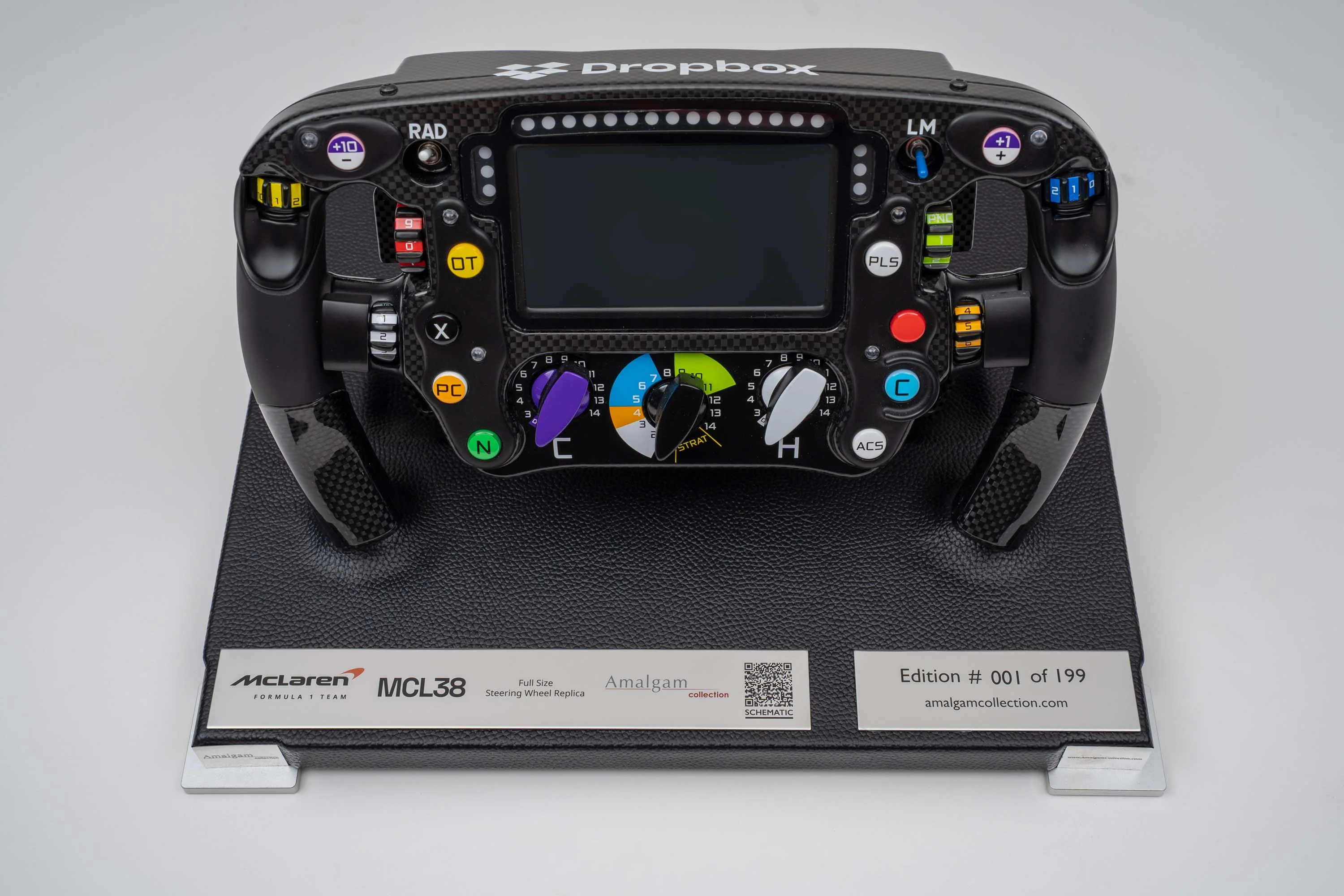 McLaren MCL38 Steering Wheel (2024) - Image 20