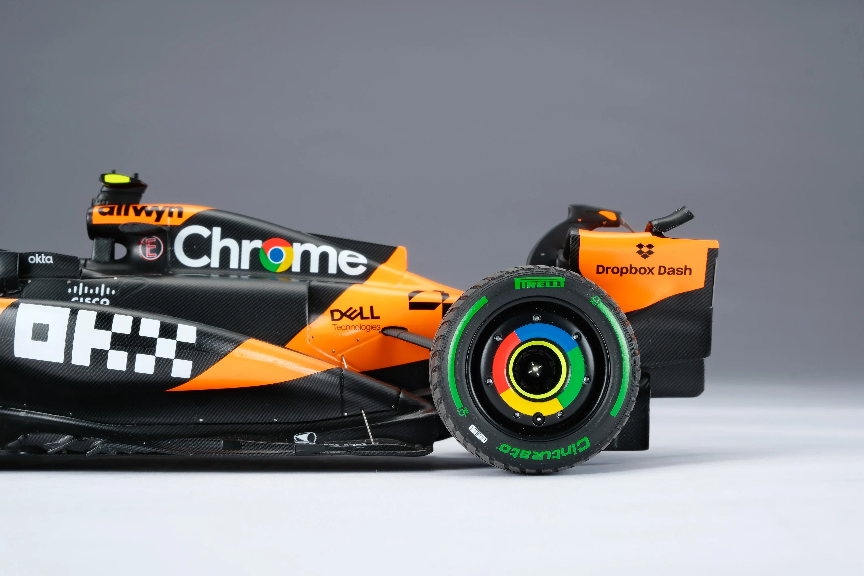 McLaren MCL39 - 2025 Australian Grand Prix - Image 10