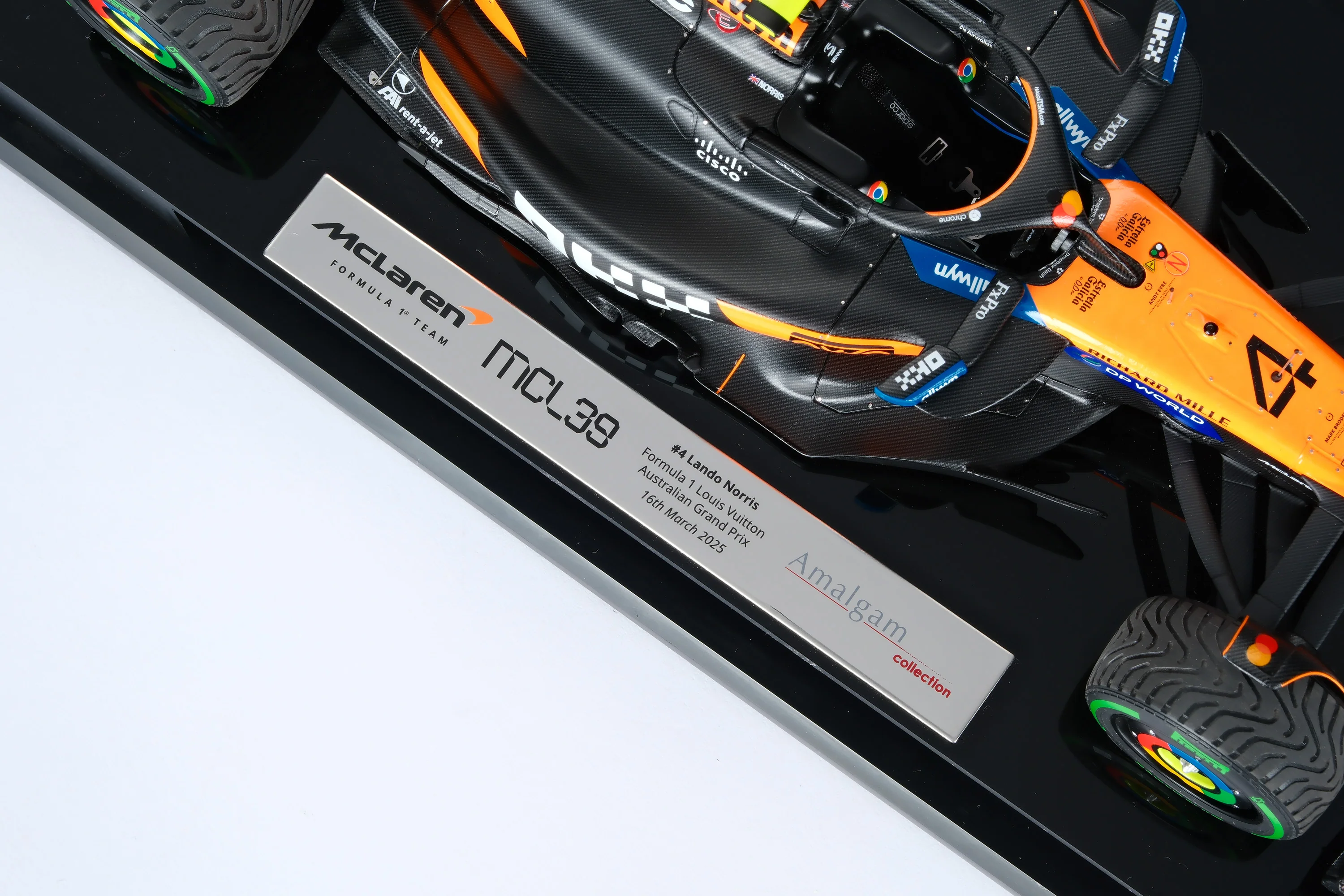 McLaren MCL39 - 2025 Australian Grand Prix - Image 16