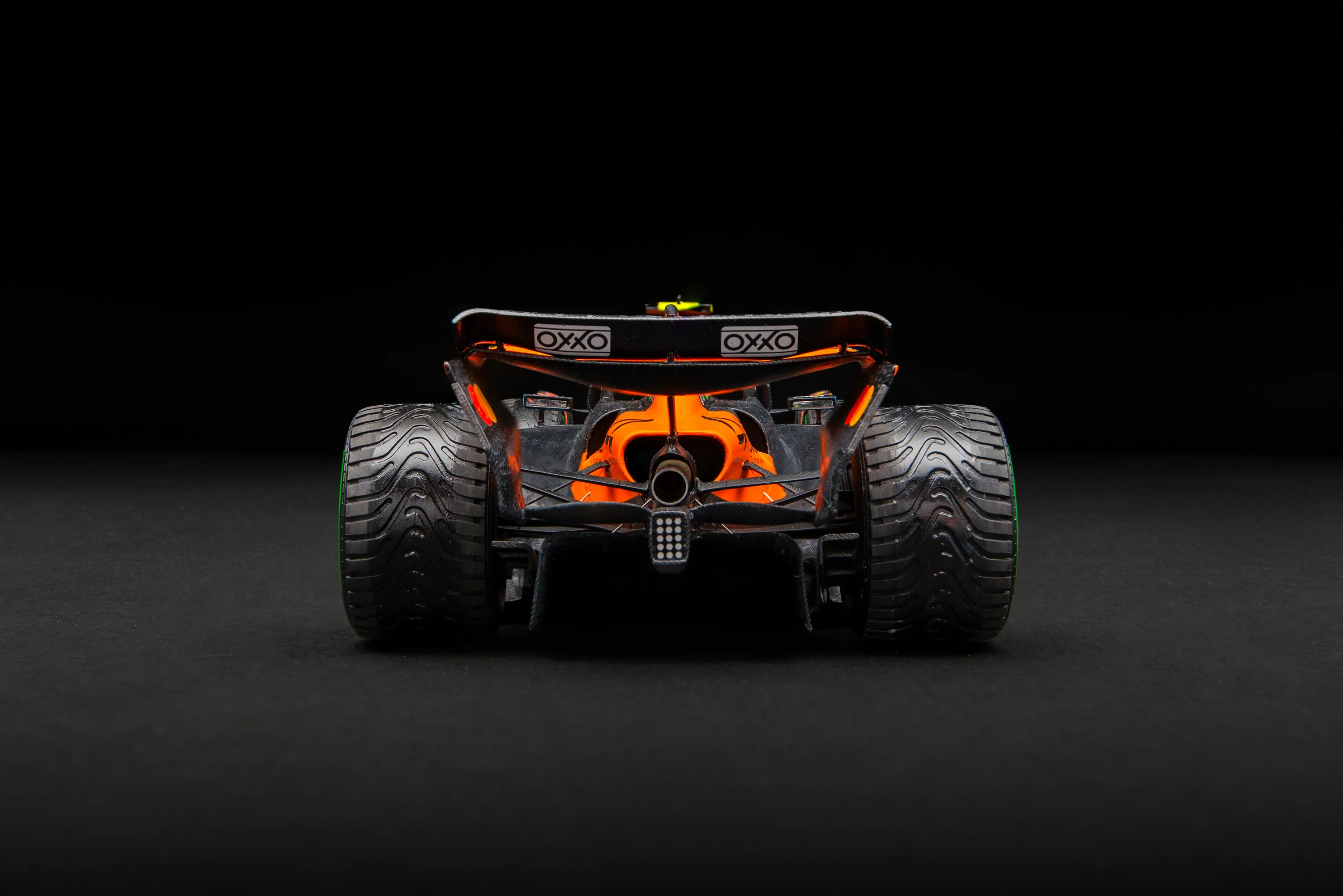 McLaren MCL39 - Australian Grand Prix - Race Weathered - Lando Norris - Image 11