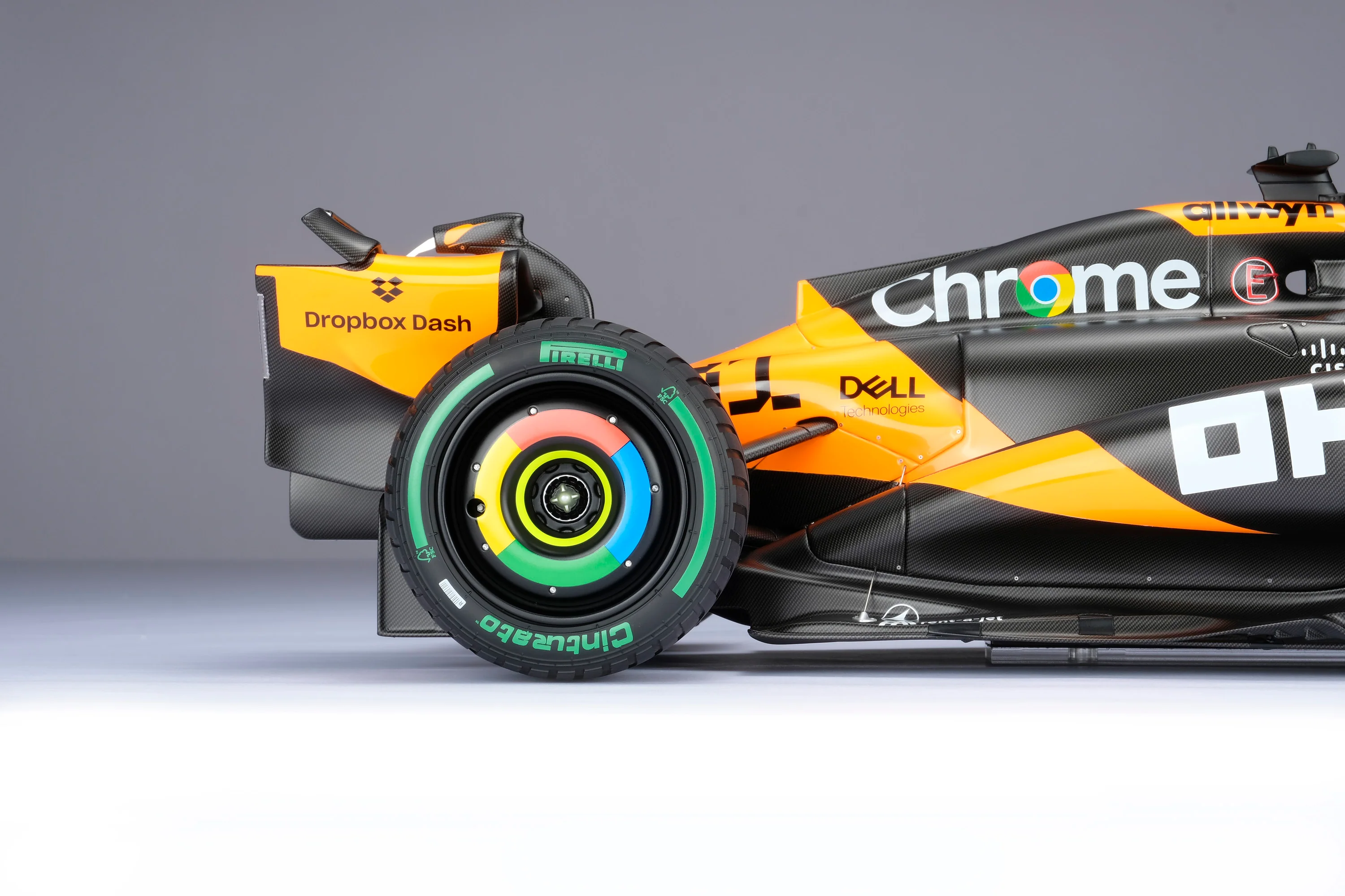 McLaren MCL39 - 2025 Australian Grand Prix - Image 11