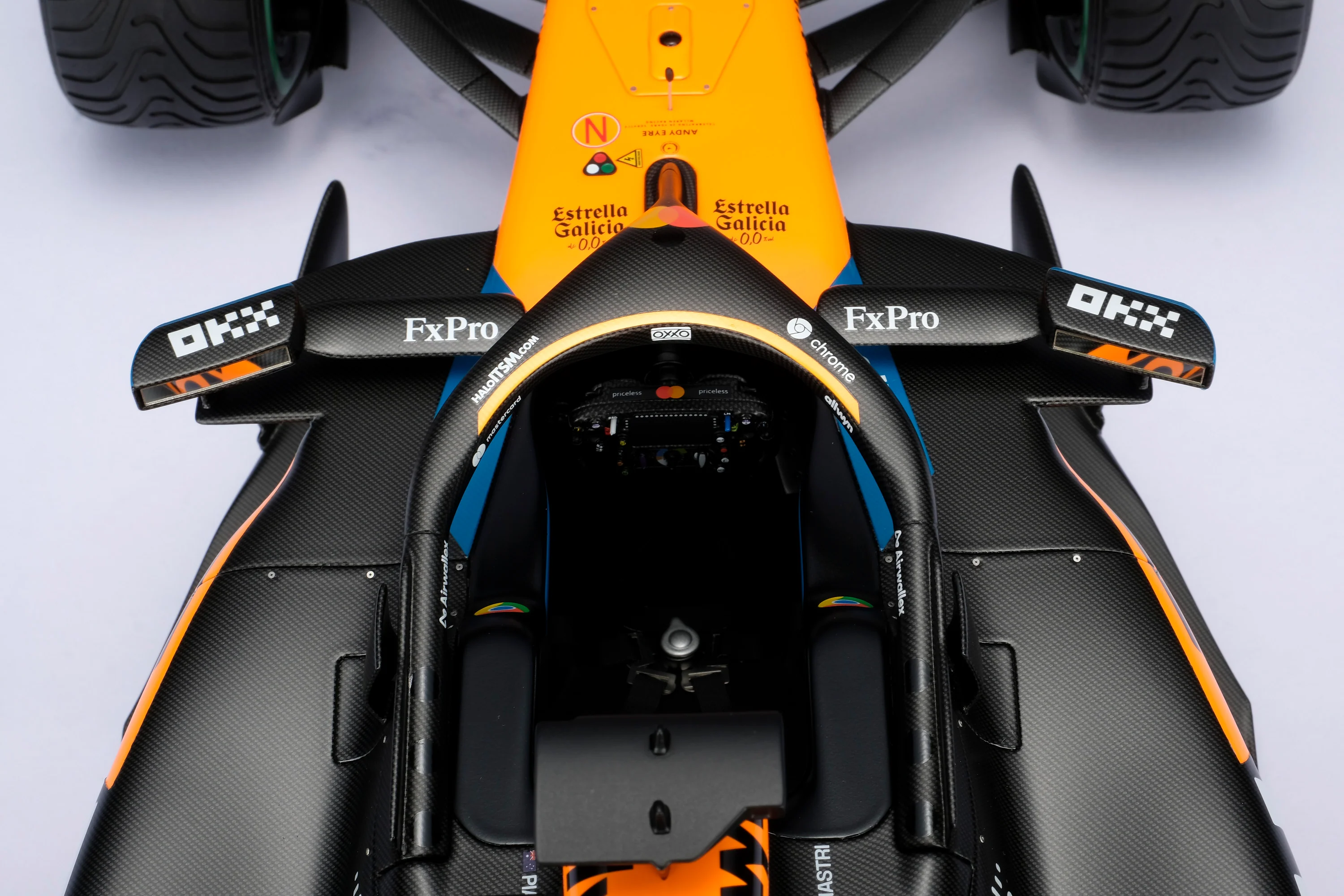McLaren MCL39 - 2025 Australian Grand Prix - Image 14