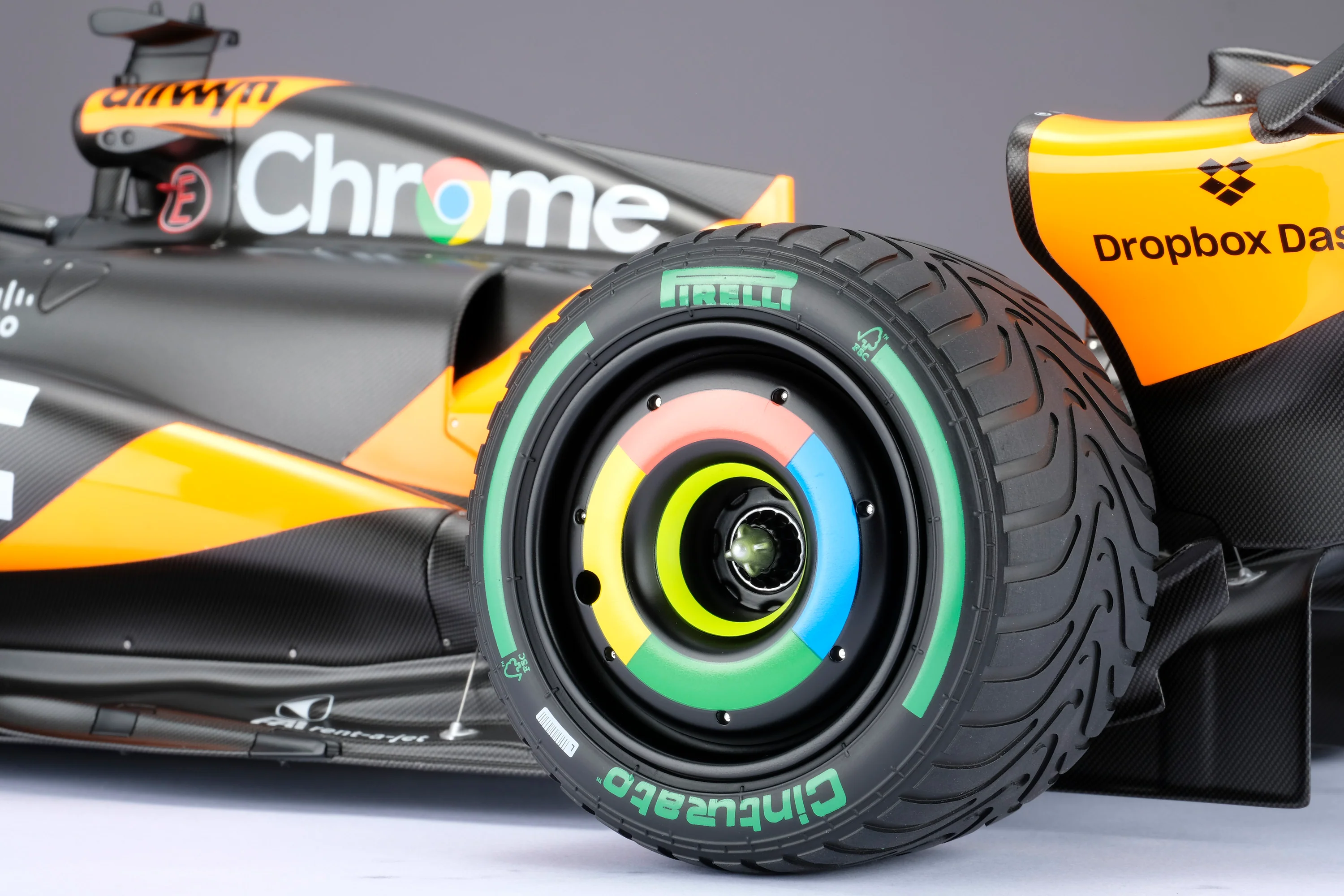 McLaren MCL39 - 2025 Australian Grand Prix - Image 16