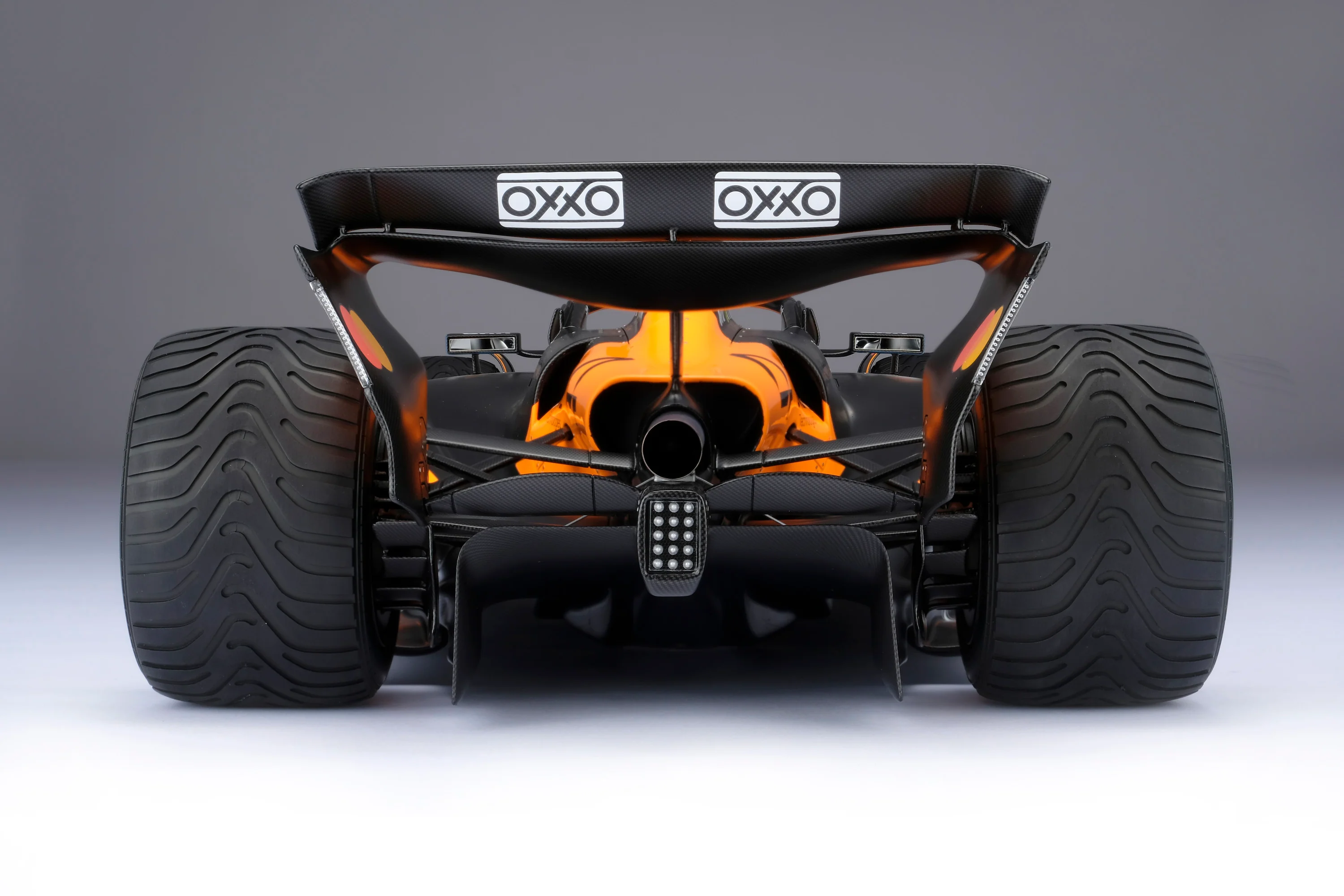 McLaren MCL39 - 2025 Australian Grand Prix - Image 35