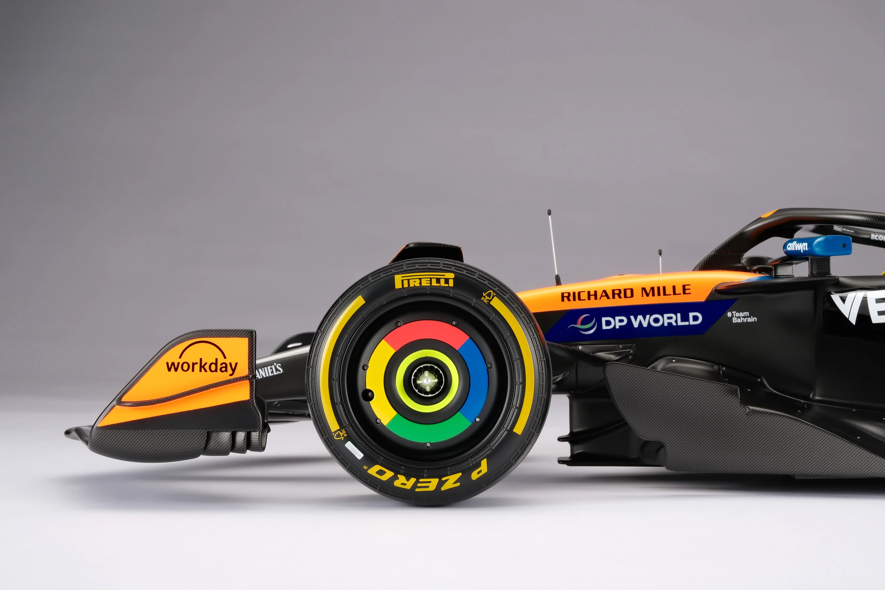 McLaren MCL39 - 2025 British Grand Prix - Image 11