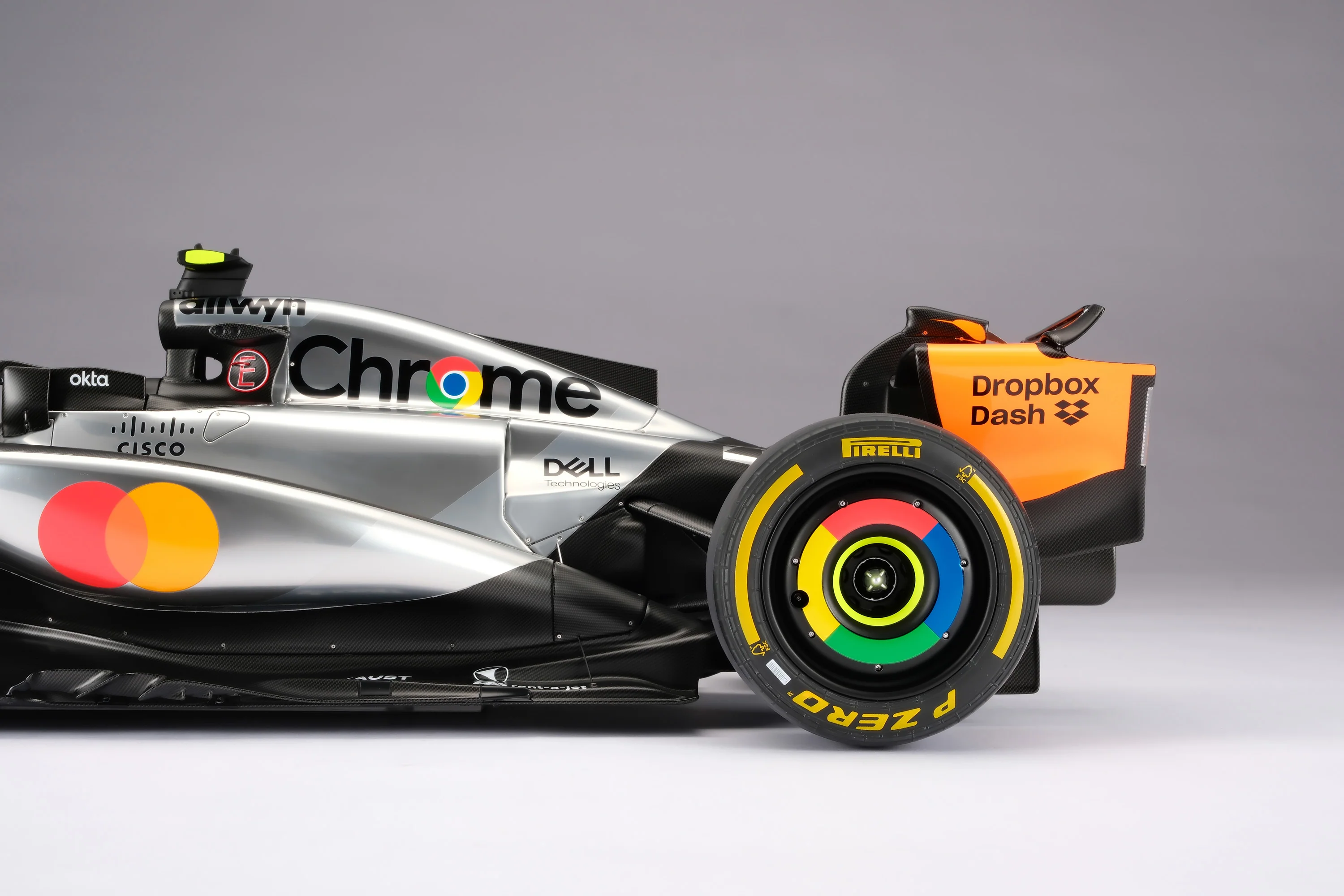 McLaren MCL39 - 2025 British Grand Prix - Image 12